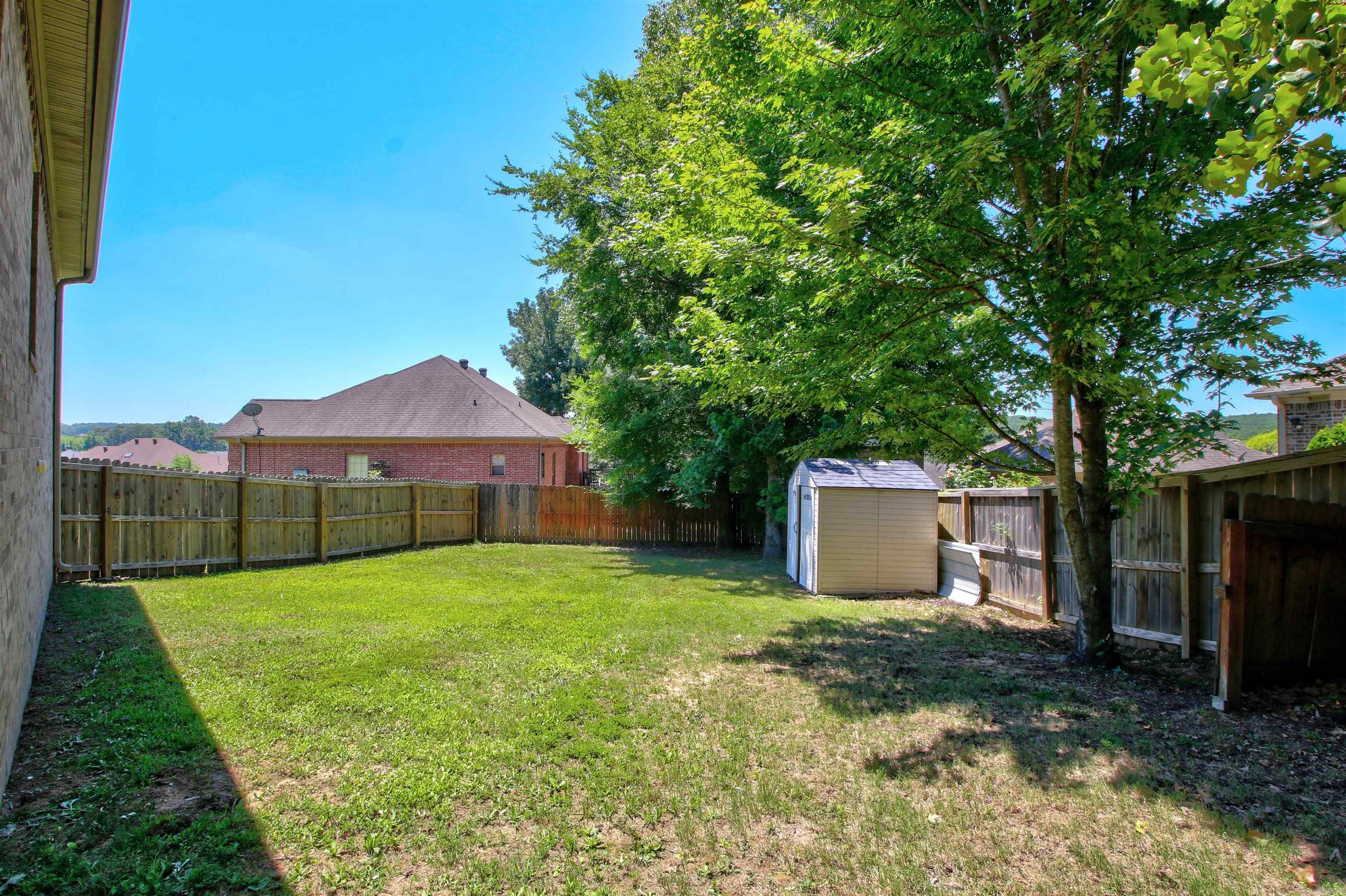 MAGNESS CREEK NORTH - Residential