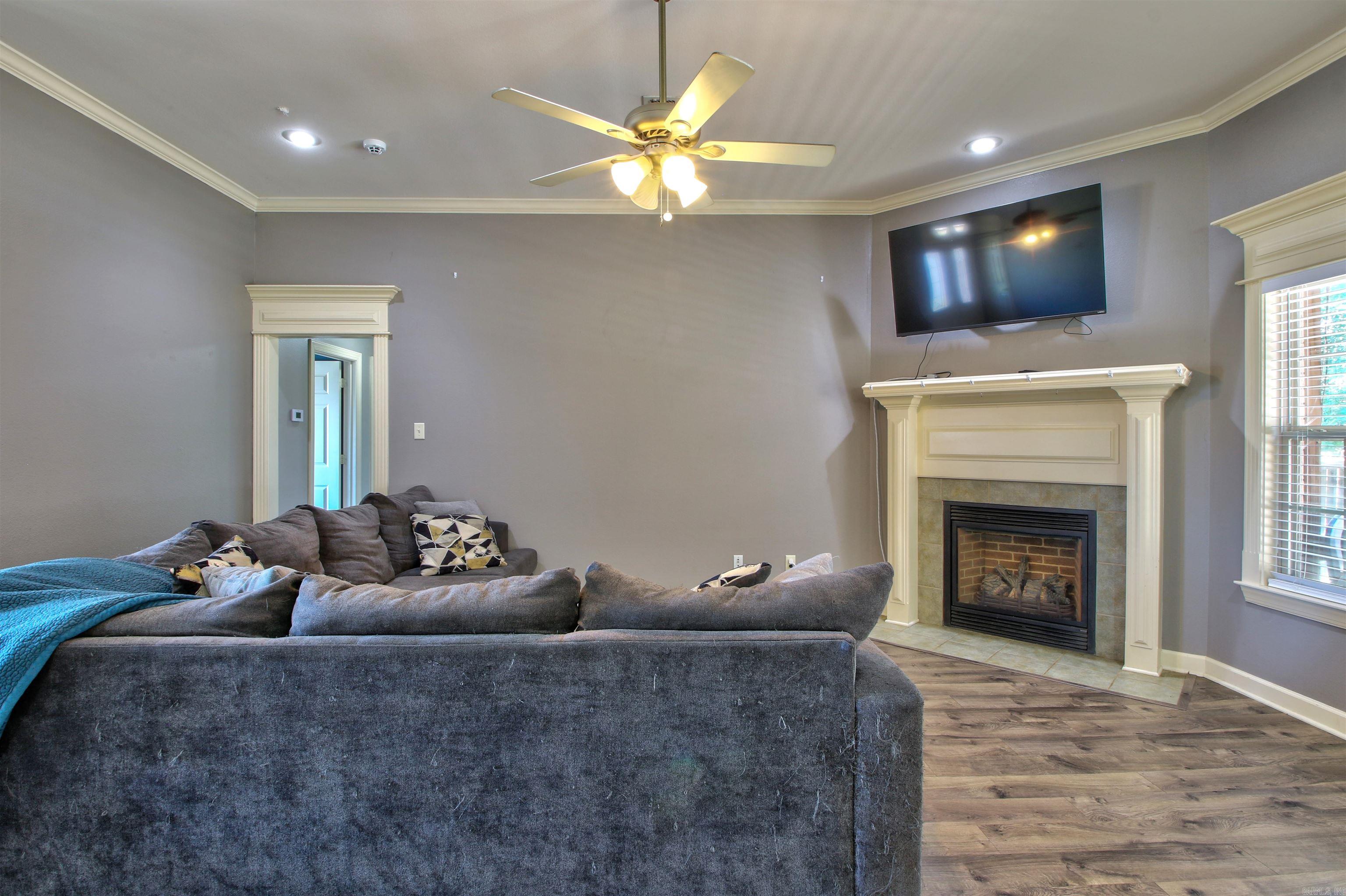 MAGNESS CREEK NORTH - Residential