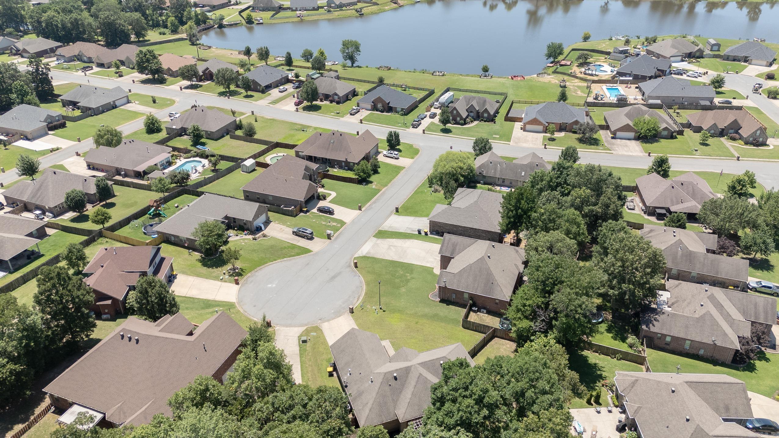 MAGNESS CREEK NORTH - Residential