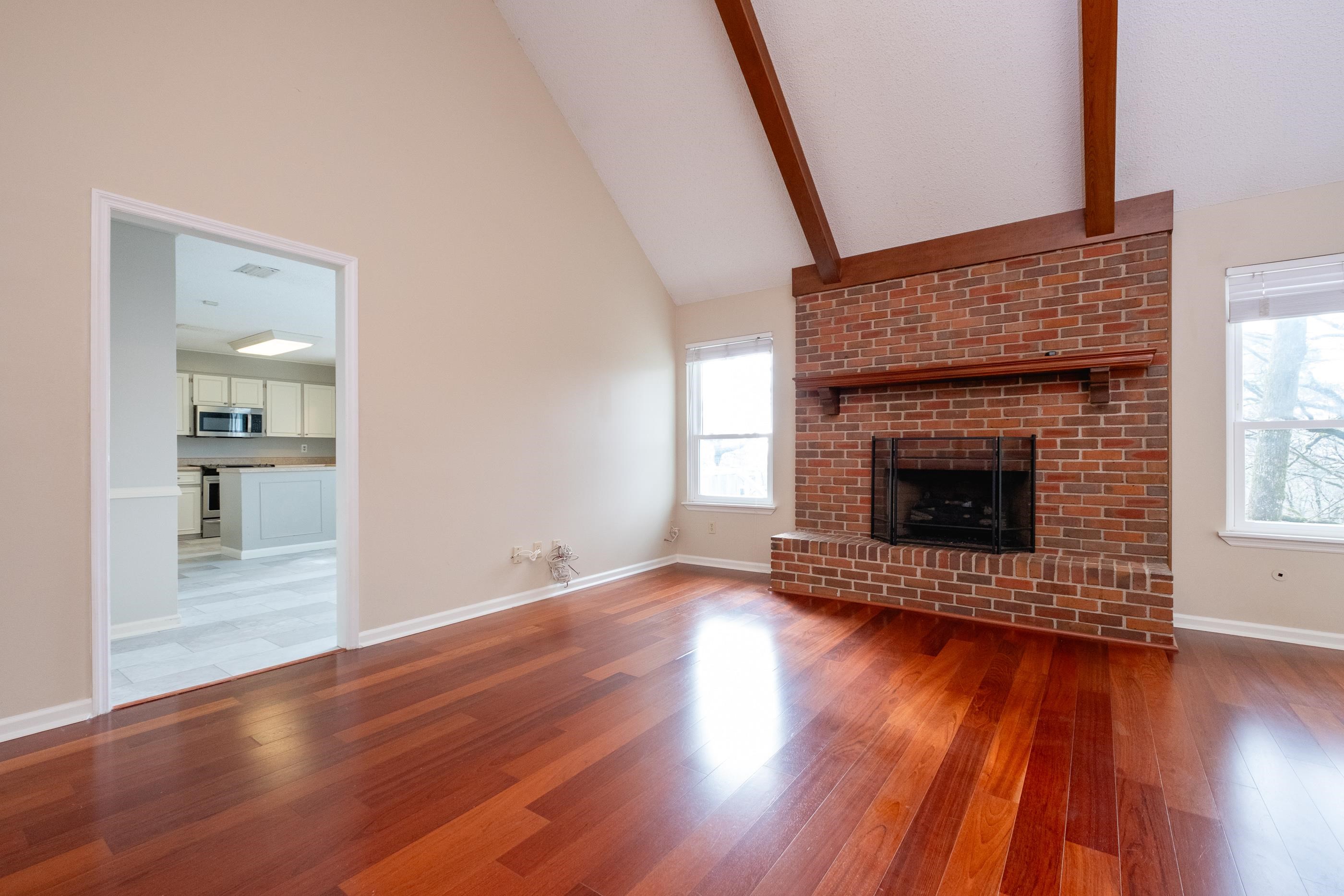 Marlowe Manor - Residential