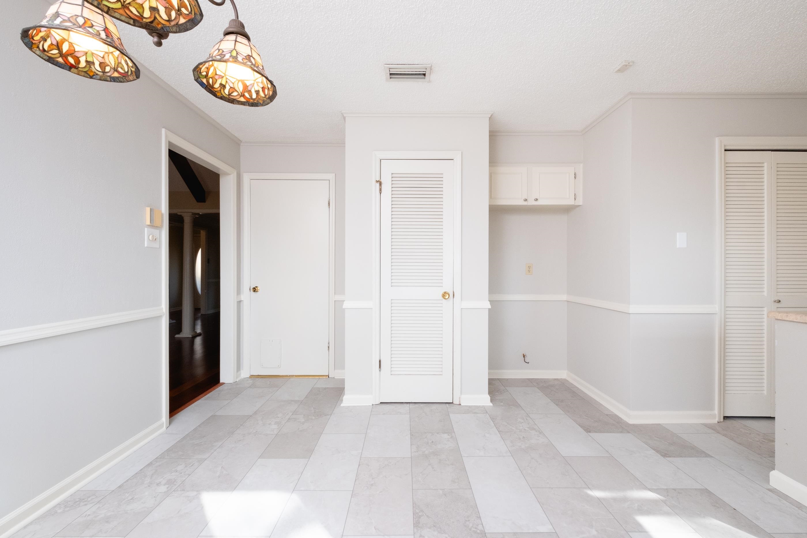 Marlowe Manor - Residential