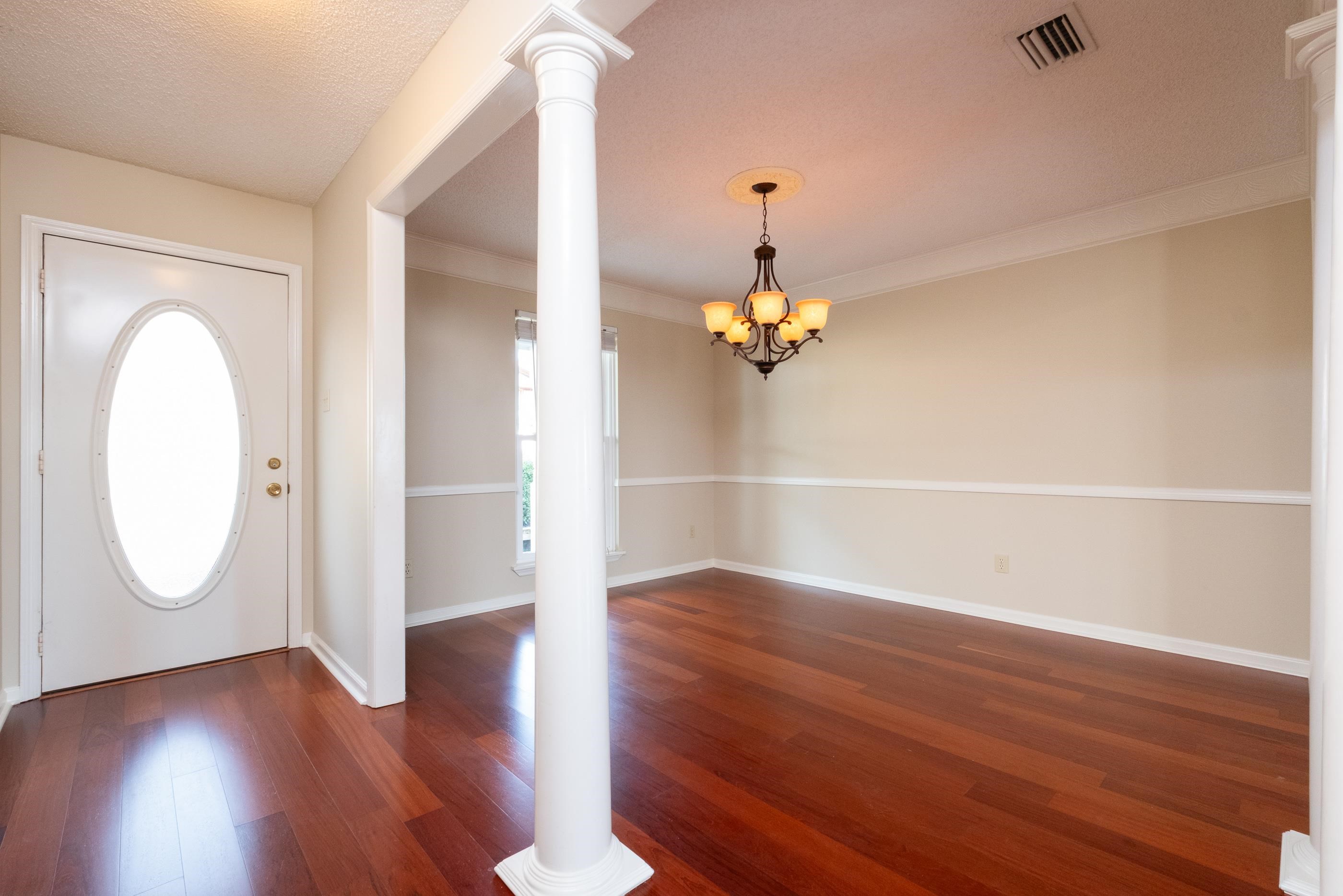 Marlowe Manor - Residential