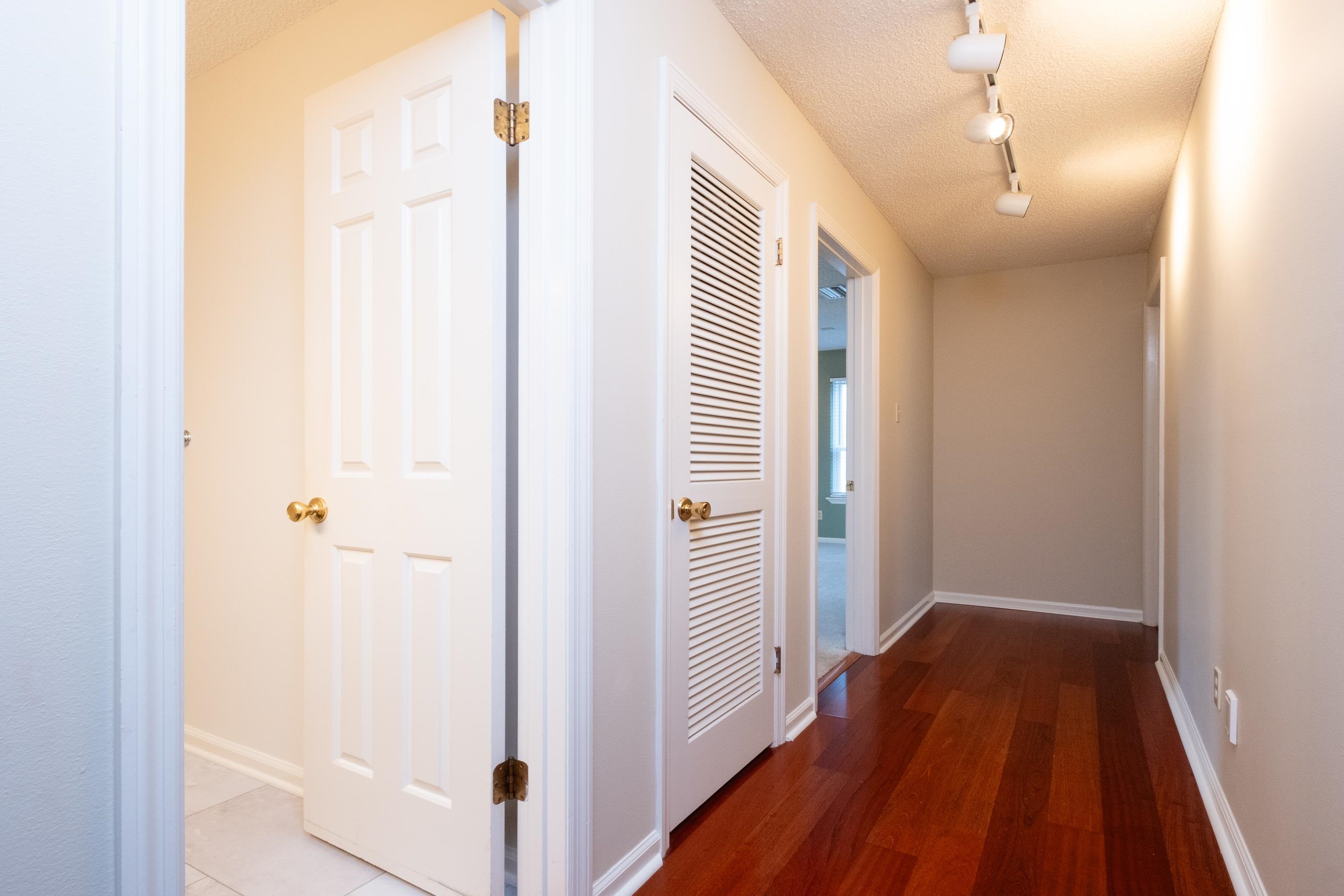 Marlowe Manor - Residential