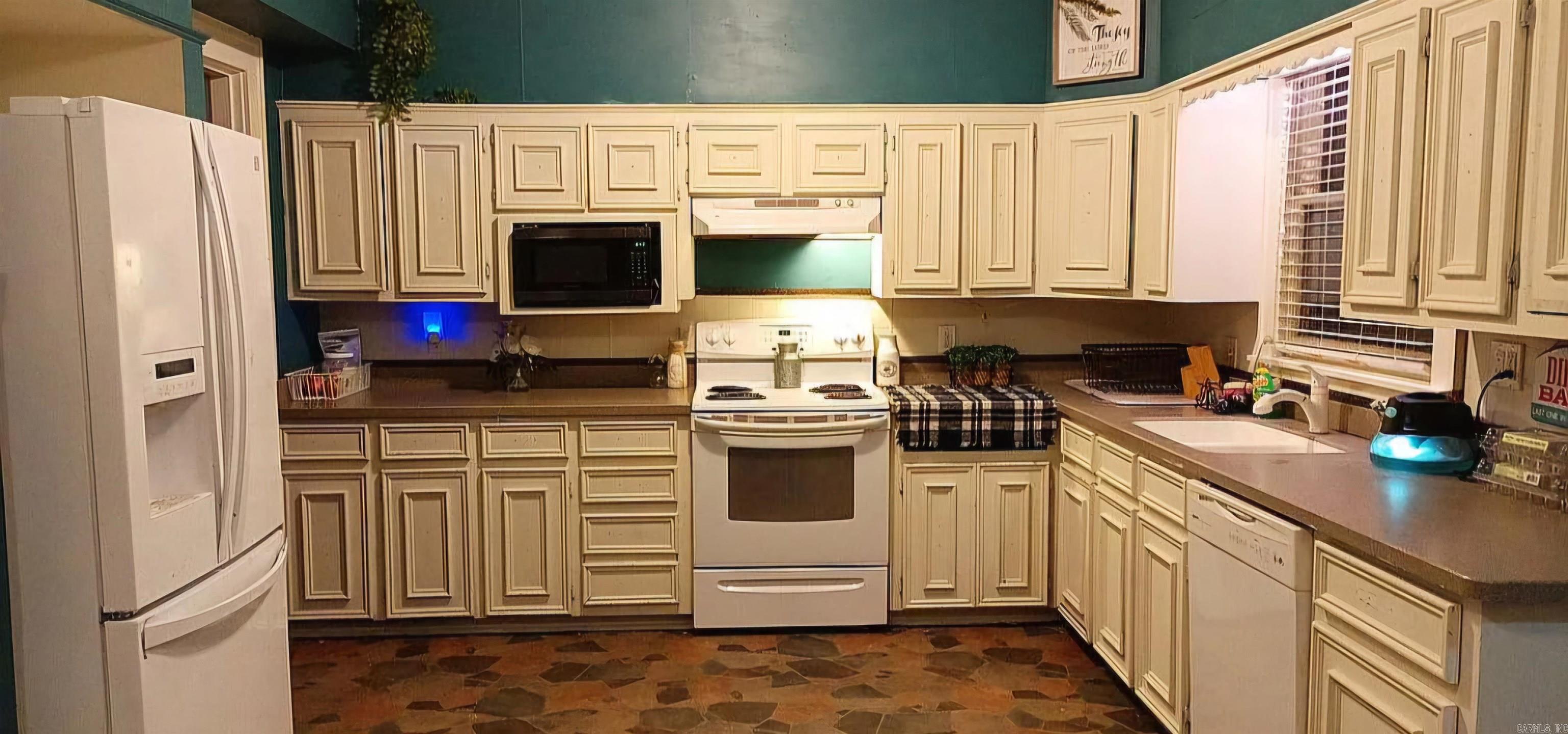 EASTWOOD ADDITION - Residential