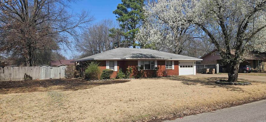 REAL ESTATE AUCTION - 24 INCOME PRODUCING HOME RENTALS IN WYNNE, AR - FRI. MAY 2, 10AM - ATTENTION Investors and homebuyers! Join us for this live real estate auction being held at the Fire Station in Wynne, AR (1111 Falls Blvd N, Wynne, AR 72396) on Friday, May 2nd at 10am. Here's your chance to purchase turnkey, income producing homes. For a list of all twenty-four properties or additional details contact the listing agent. Rent rolls are available upon request.  314 Mildred Drive, Wynne, AR • 3BR/2BA • 1668 sq ft • Year built: 1974 • HVAC: 2023 • Monthly rent being collected: $850 • Rental contract: 11/1/22 - MONTHLY   TERMS FOR THE REAL ESTATE AUCTION:  • Must Have Proof of Availability of Funds to Register. • 10% Buyer's Premium added to bidder’s final purchase price. • Closing in 30 Days. • Sold AS IS, WHERE IS. • No Contingencies. • No Exceptions Will Be Made. • Earnest Money in The Amount of 10% - Preferably in the Form of a Cashier’s Check - Payable to Thomas Blackmon Realty - Due Day of the Auction. • Announcements Made Day of the Sale Take Precedence Over Printed Material.