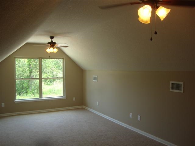 HURRICANE LAKE EST - Residential