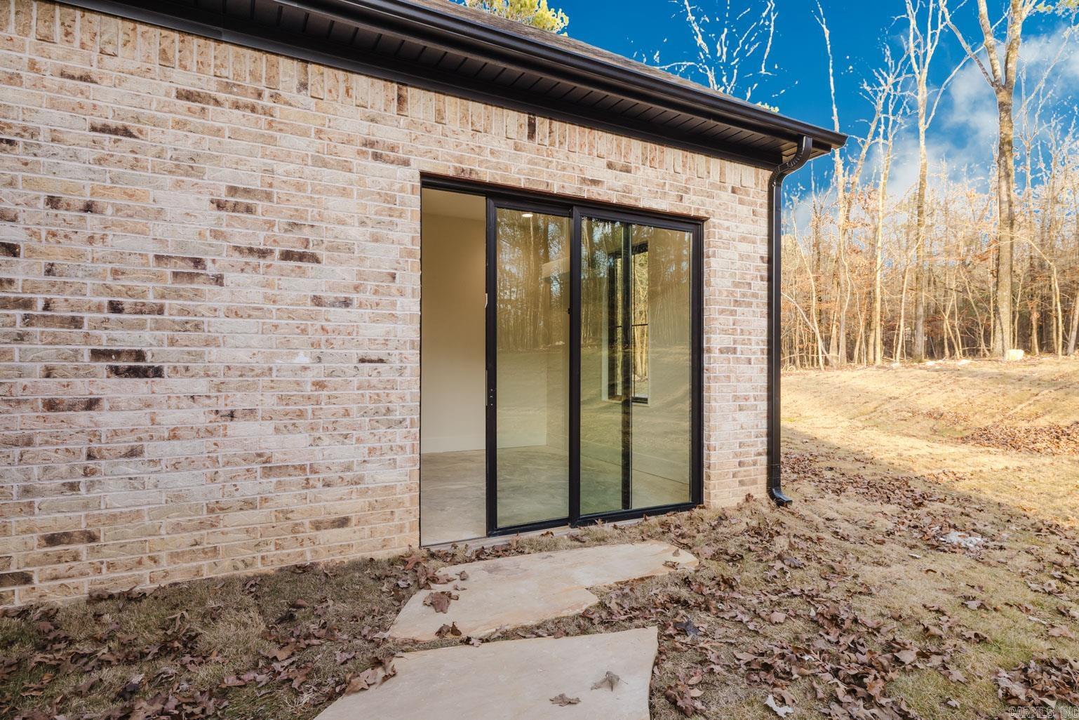 HAZEL OAK - Residential