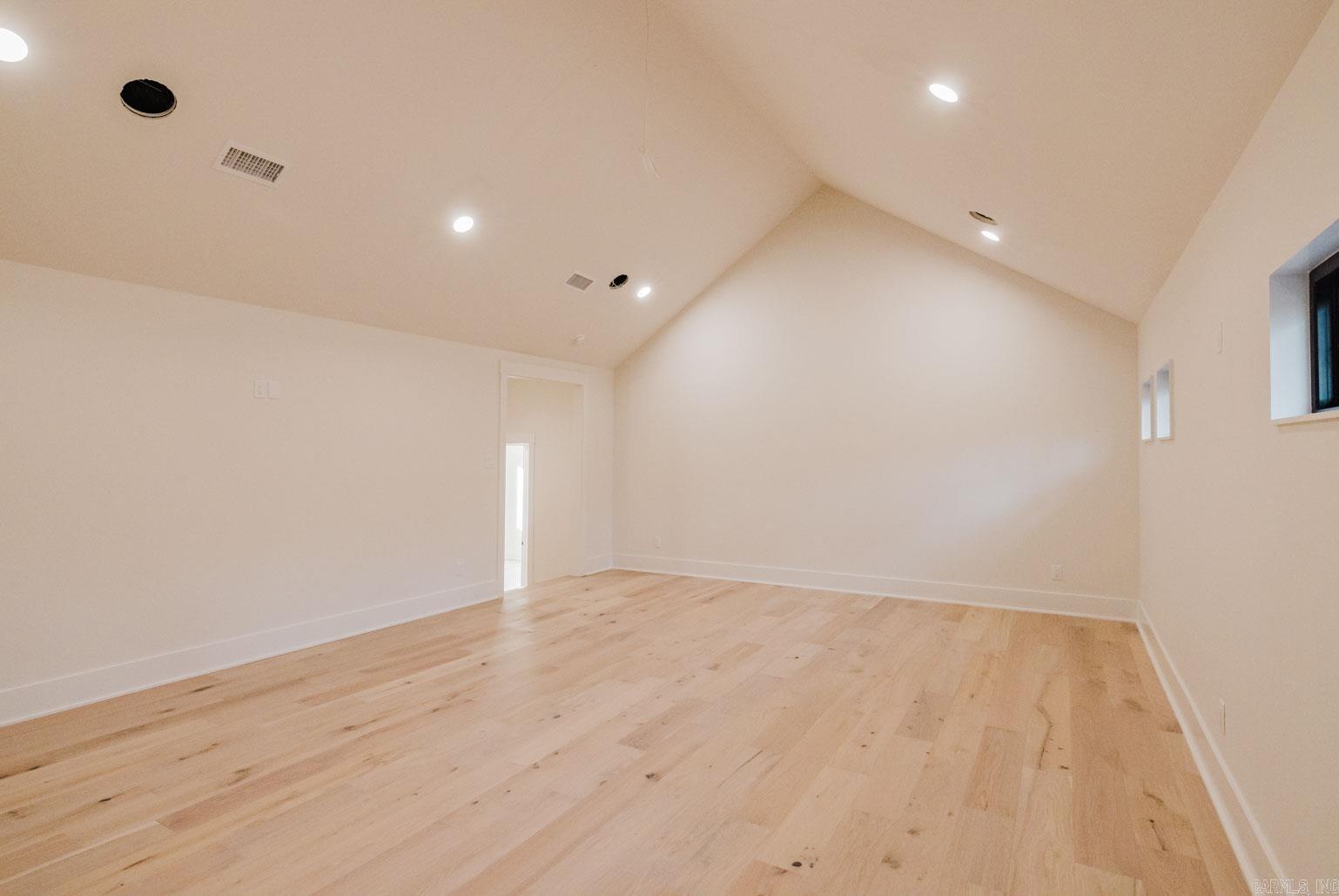 HAZEL OAK - Residential