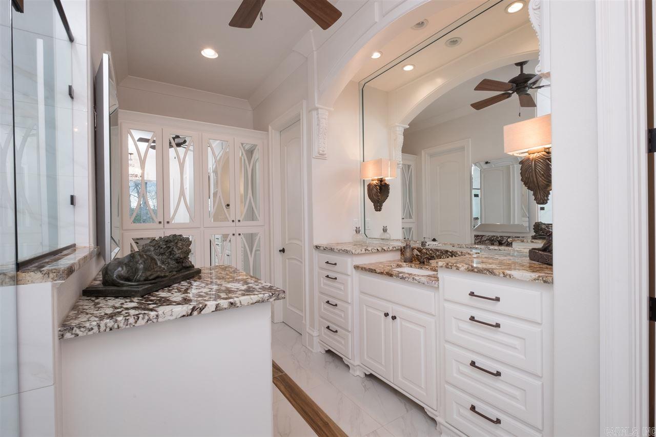 WOODLANDS EDGE - Residential