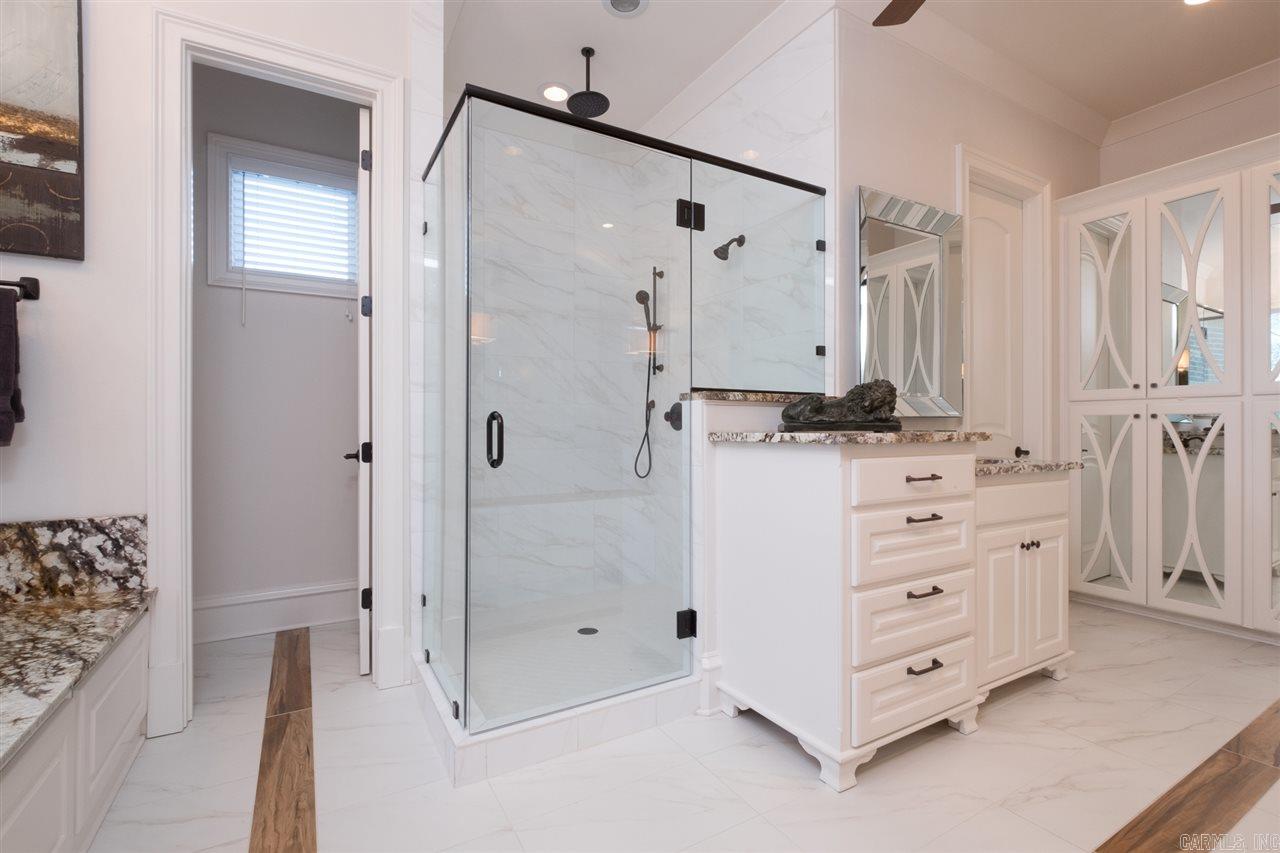 WOODLANDS EDGE - Residential