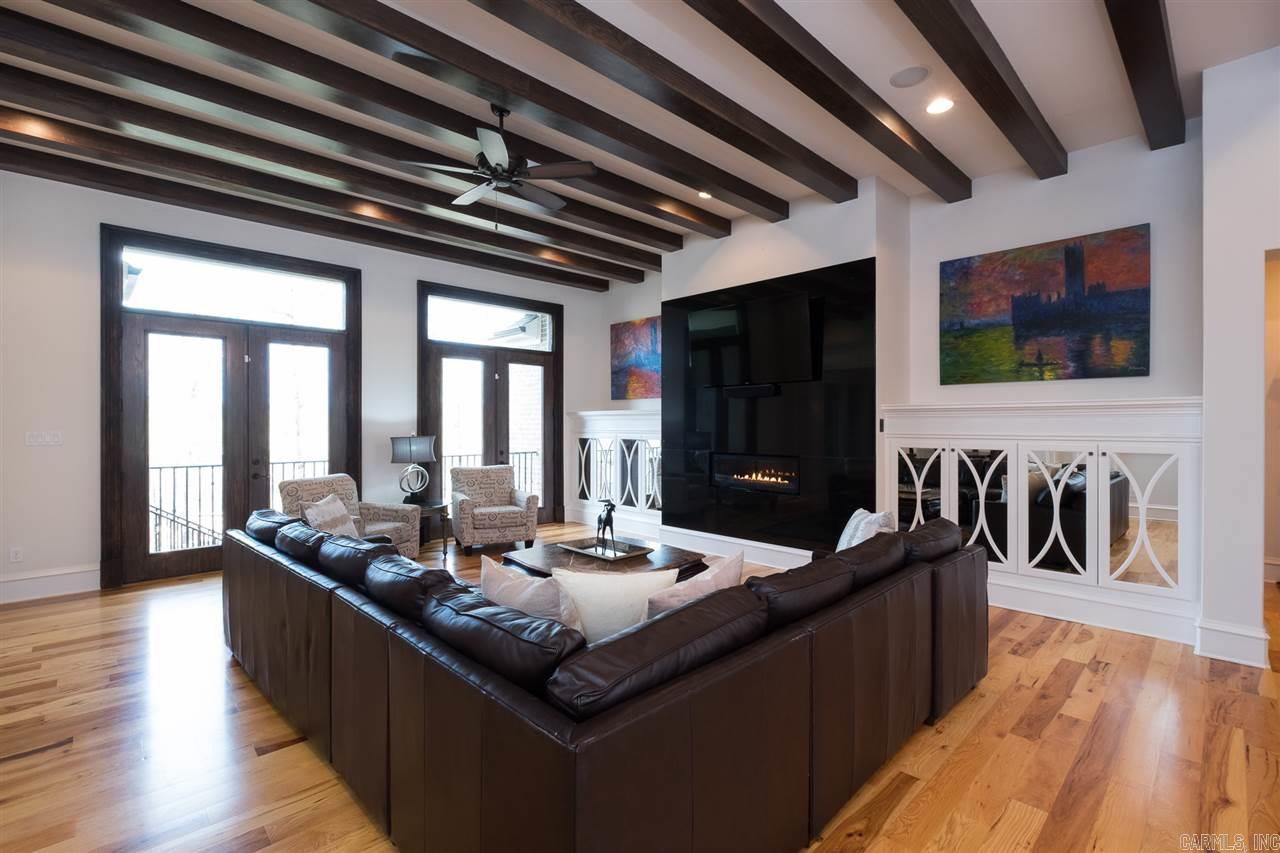 WOODLANDS EDGE - Residential