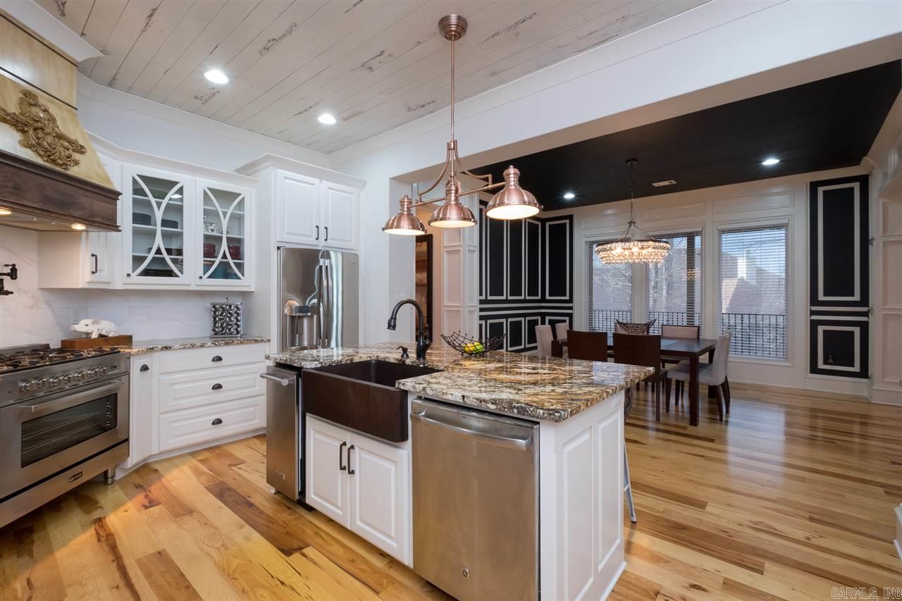 WOODLANDS EDGE - Residential