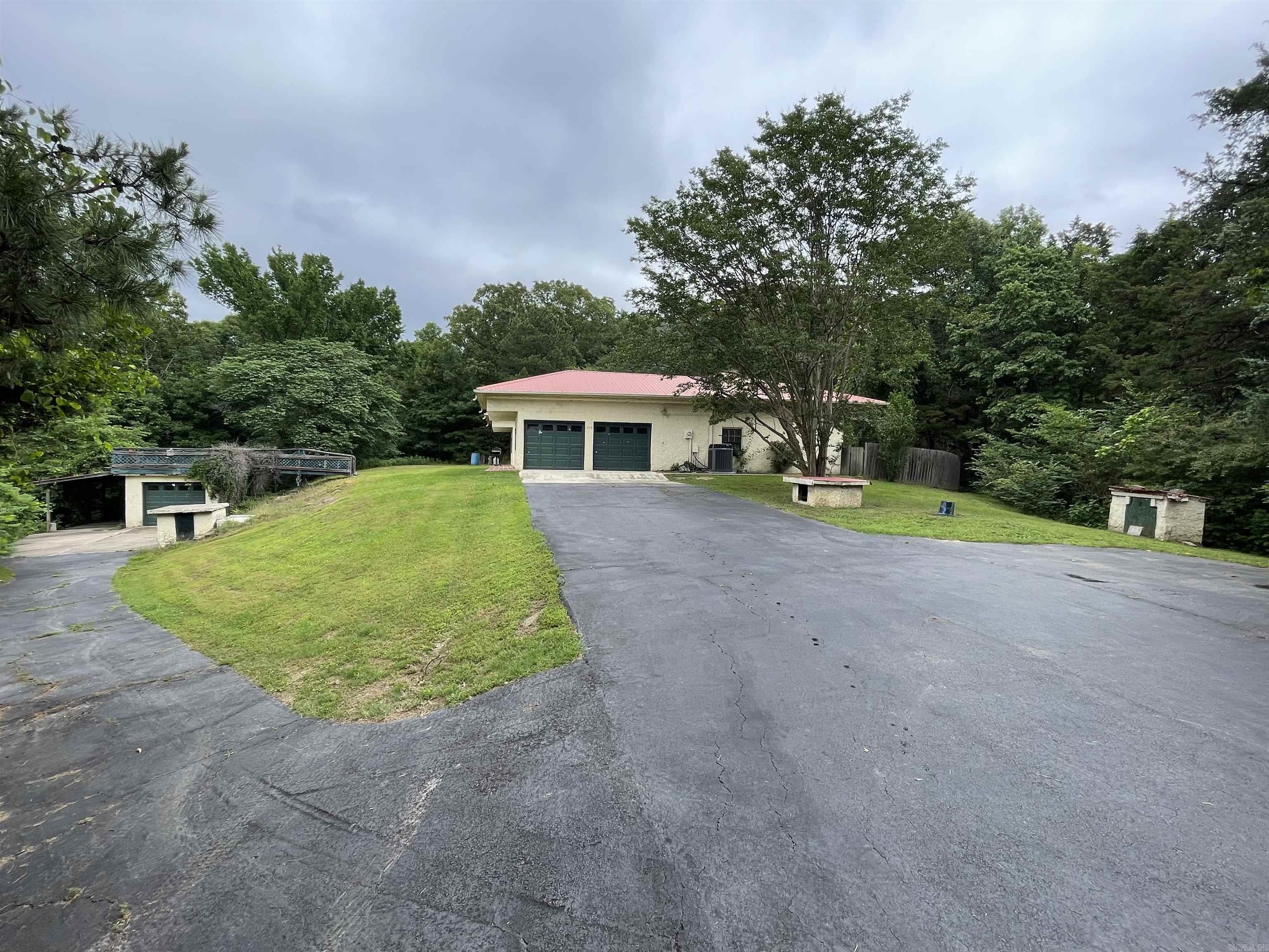 CEDAR PARK ESTATES - Residential