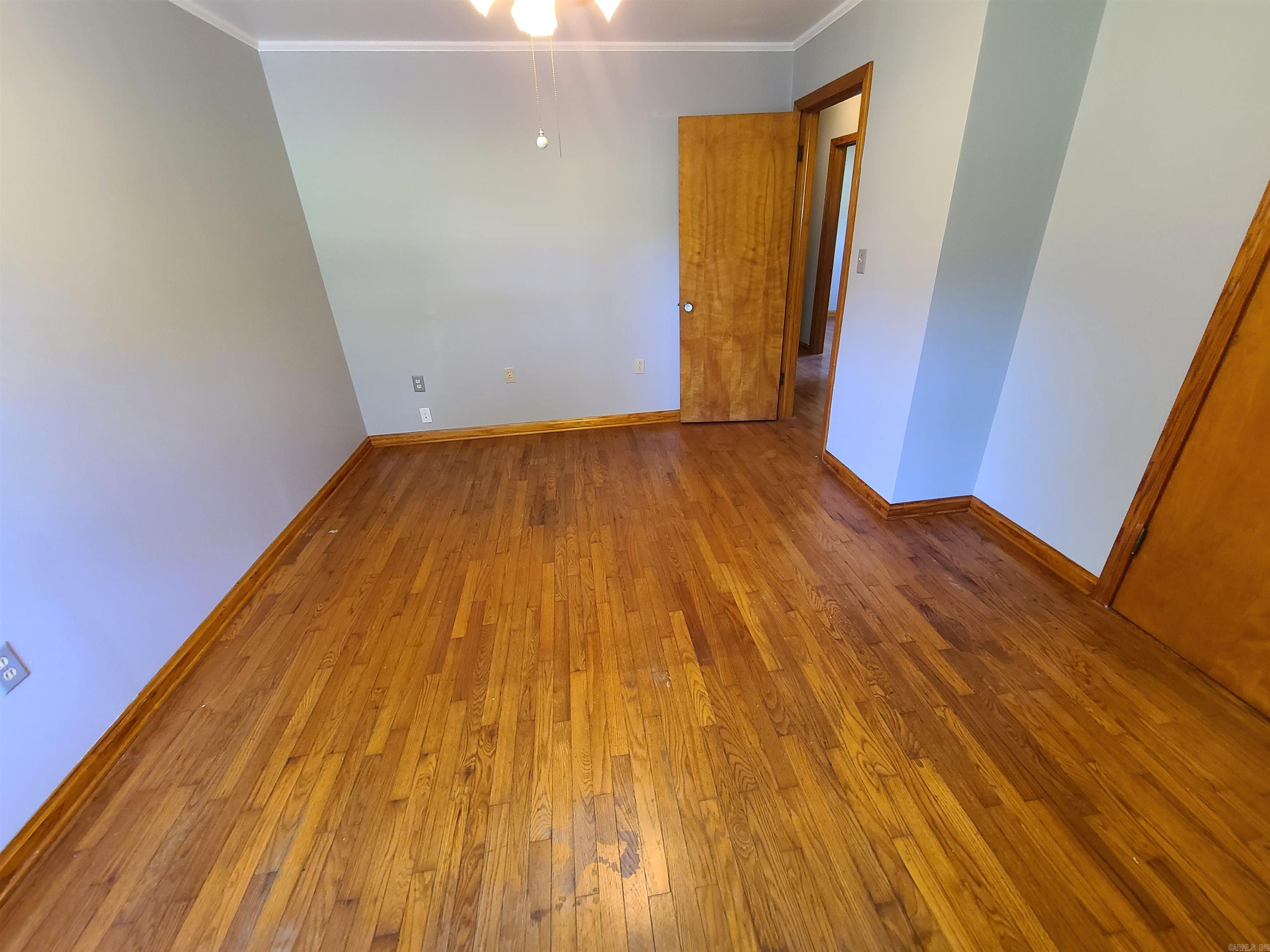 M&B PIGGOTT 2-20-8 - Residential