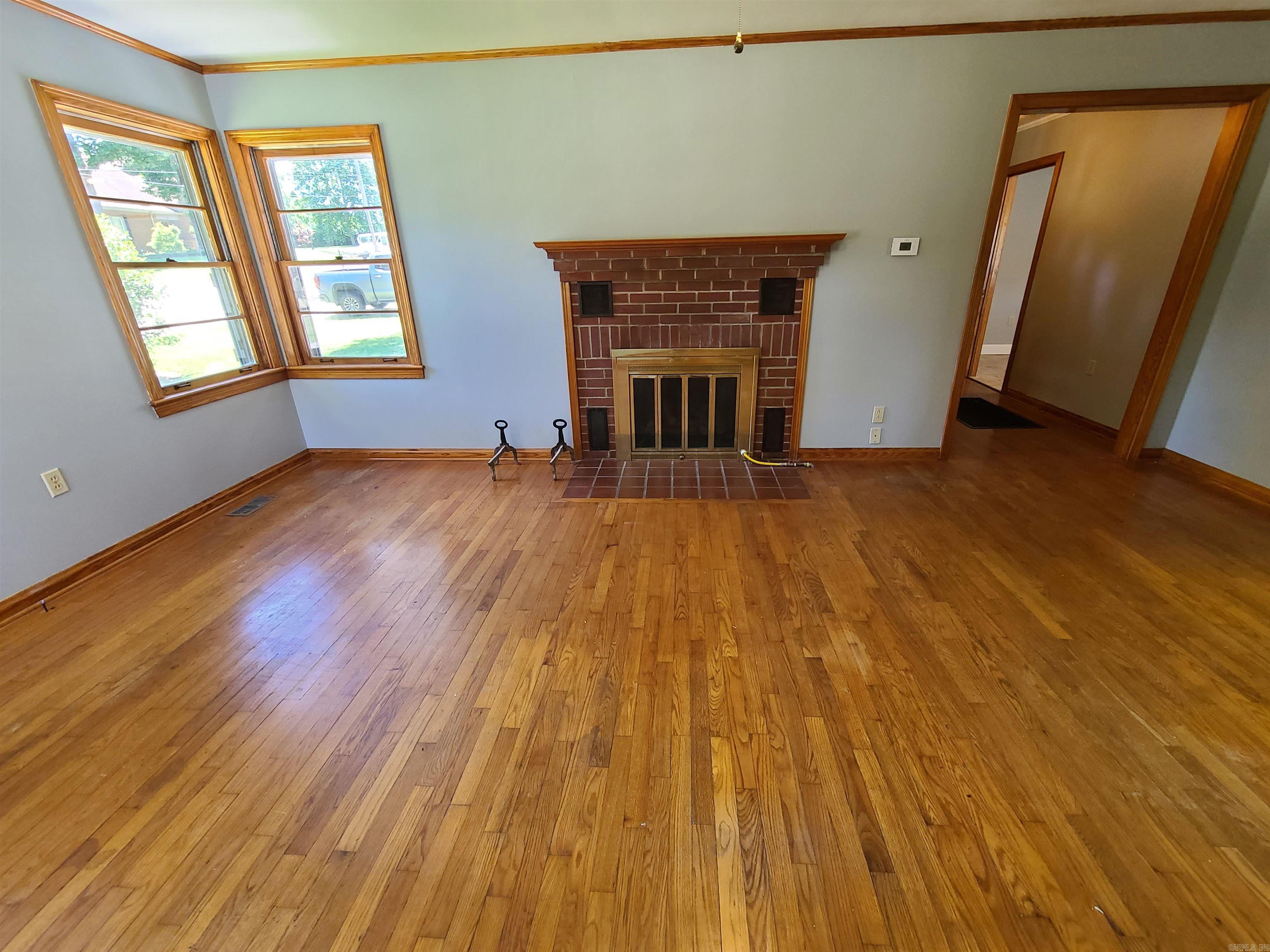 M&B PIGGOTT 2-20-8 - Residential