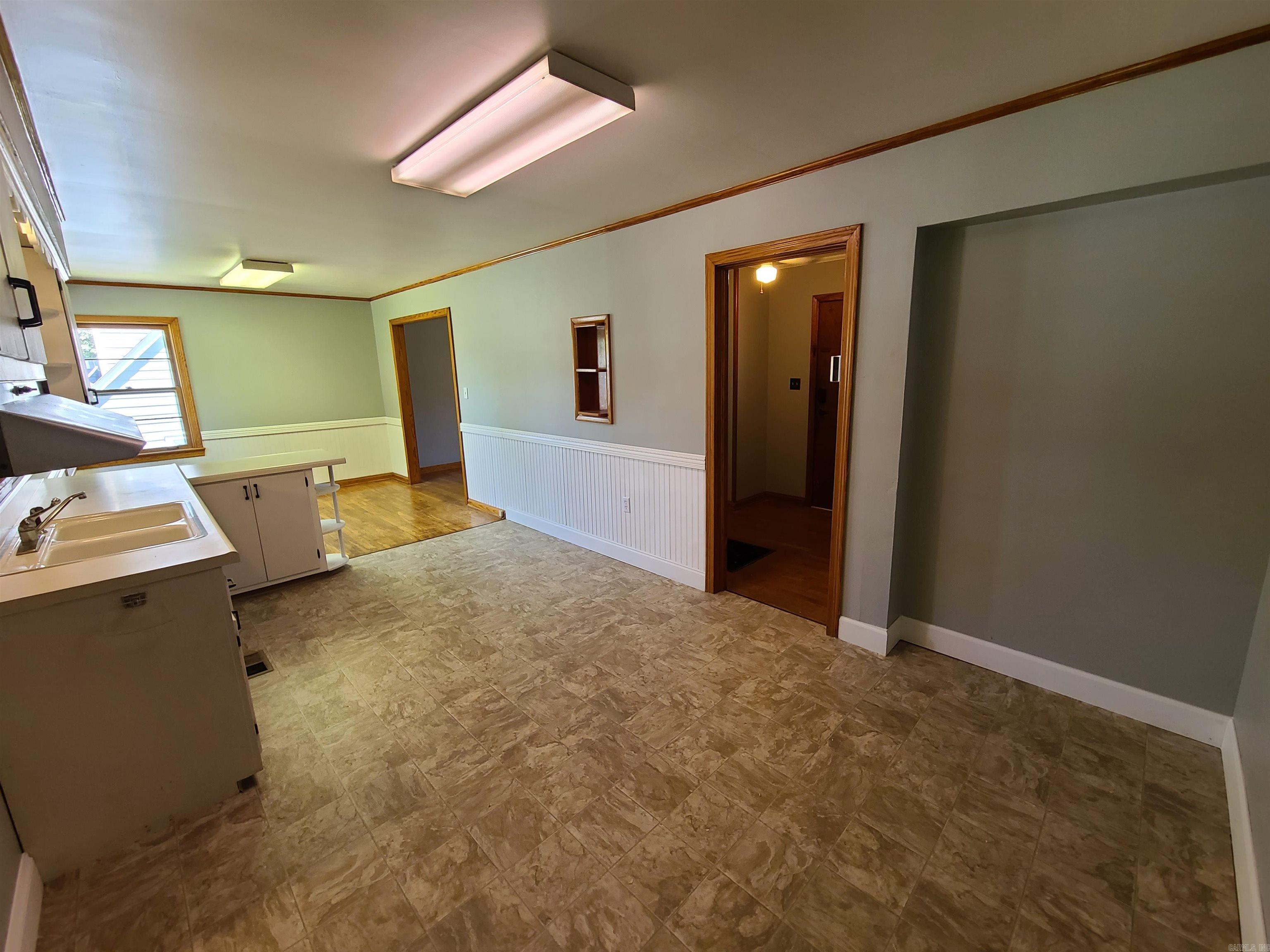 M&B PIGGOTT 2-20-8 - Residential