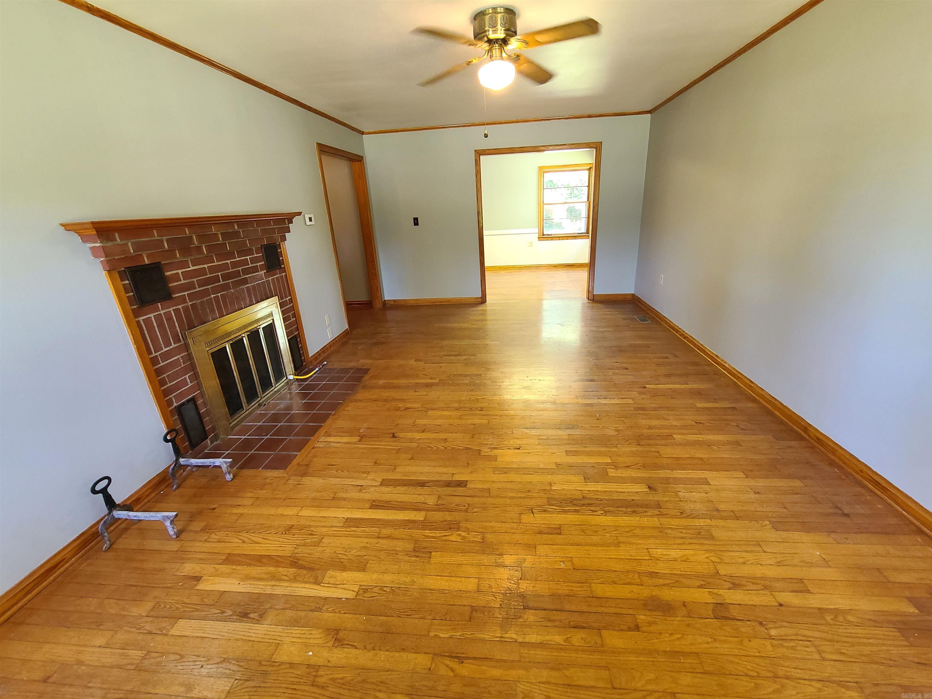 M&B PIGGOTT 2-20-8 - Residential