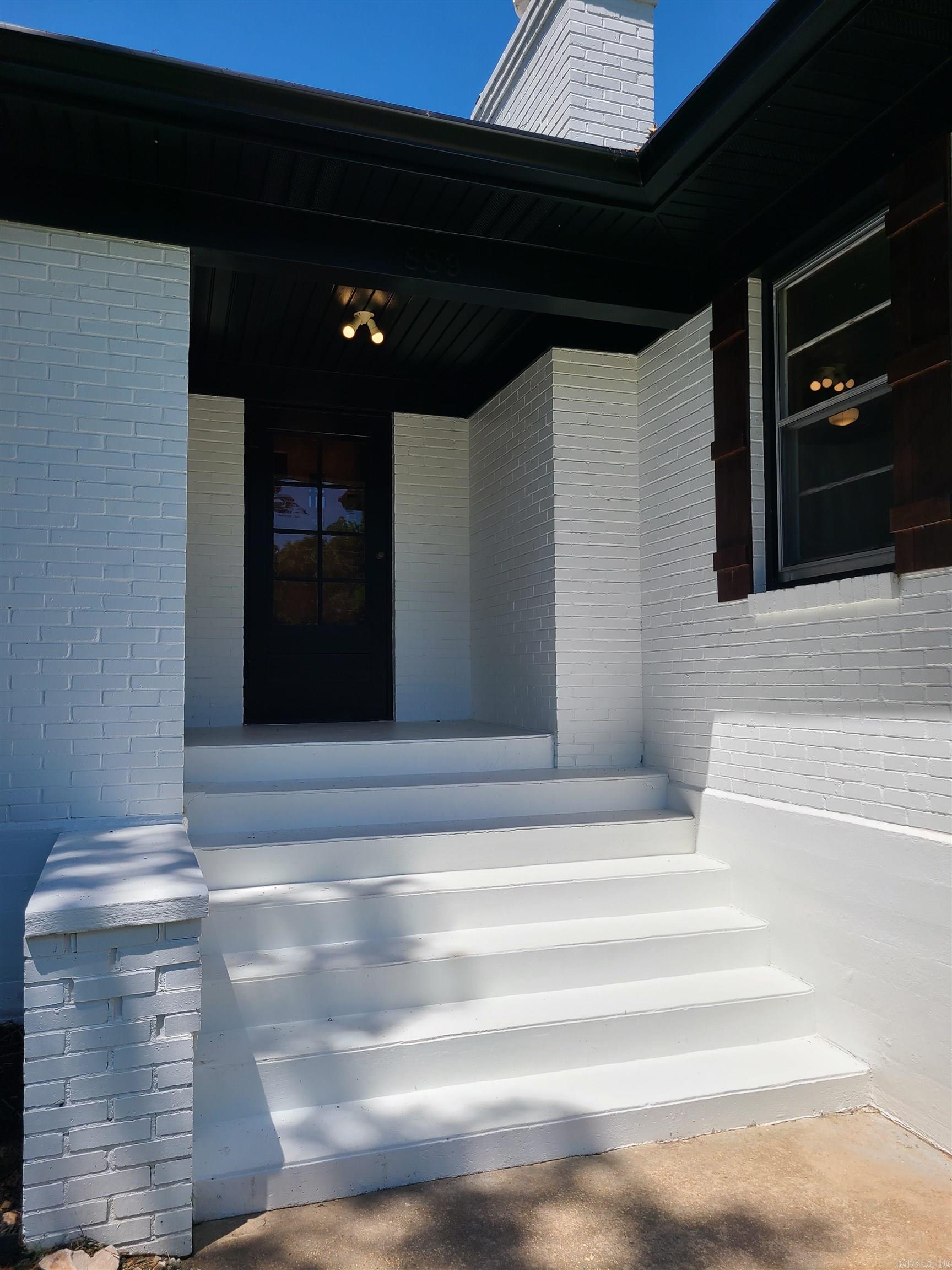 M&B PIGGOTT 2-20-8 - Residential