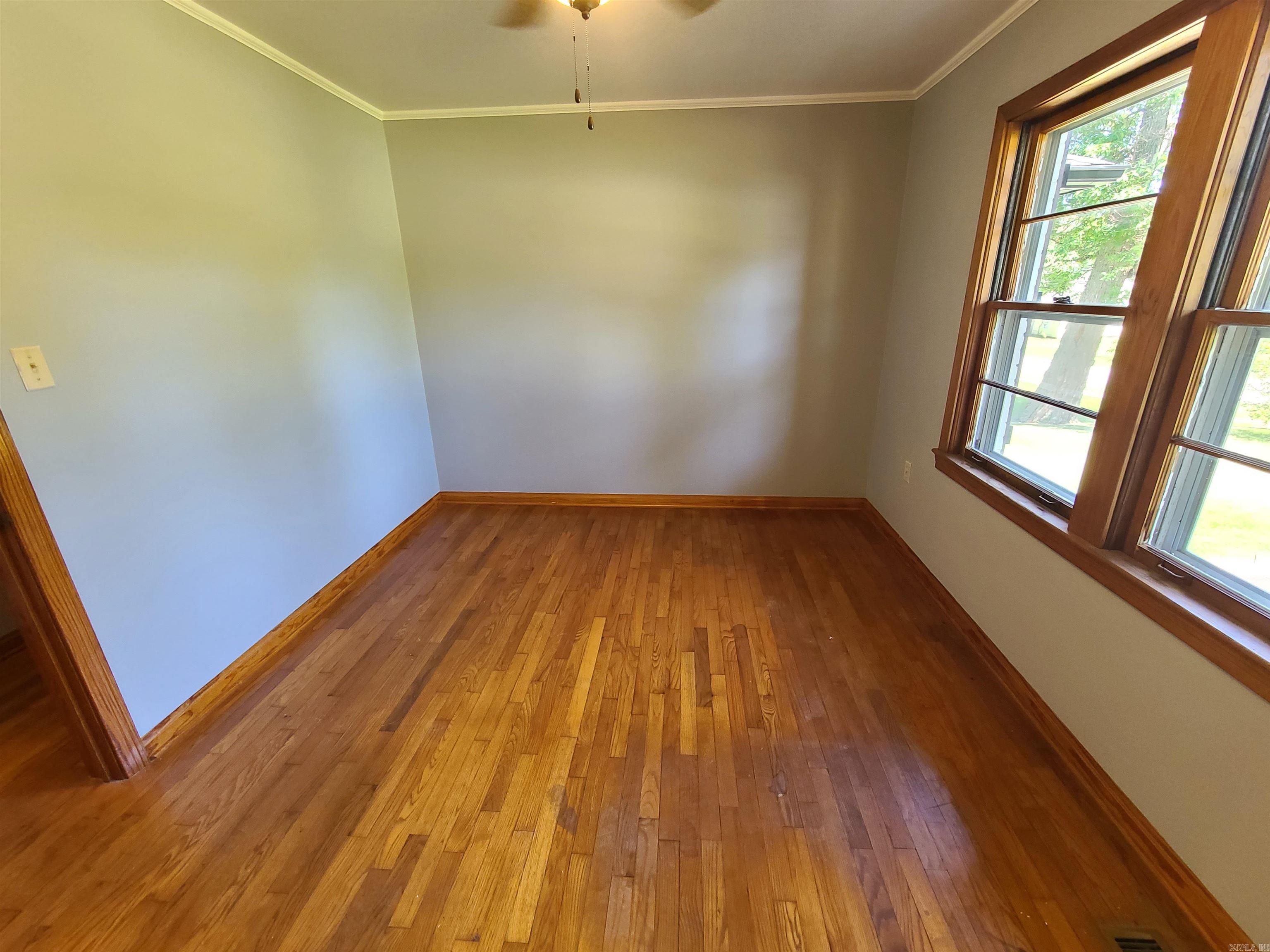 M&B PIGGOTT 2-20-8 - Residential