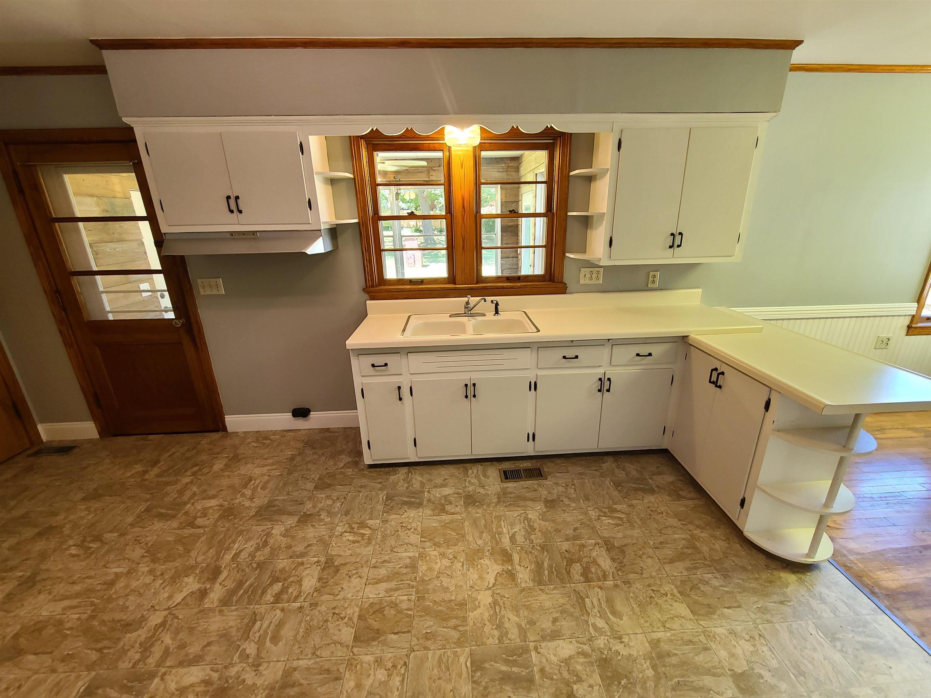 M&B PIGGOTT 2-20-8 - Residential