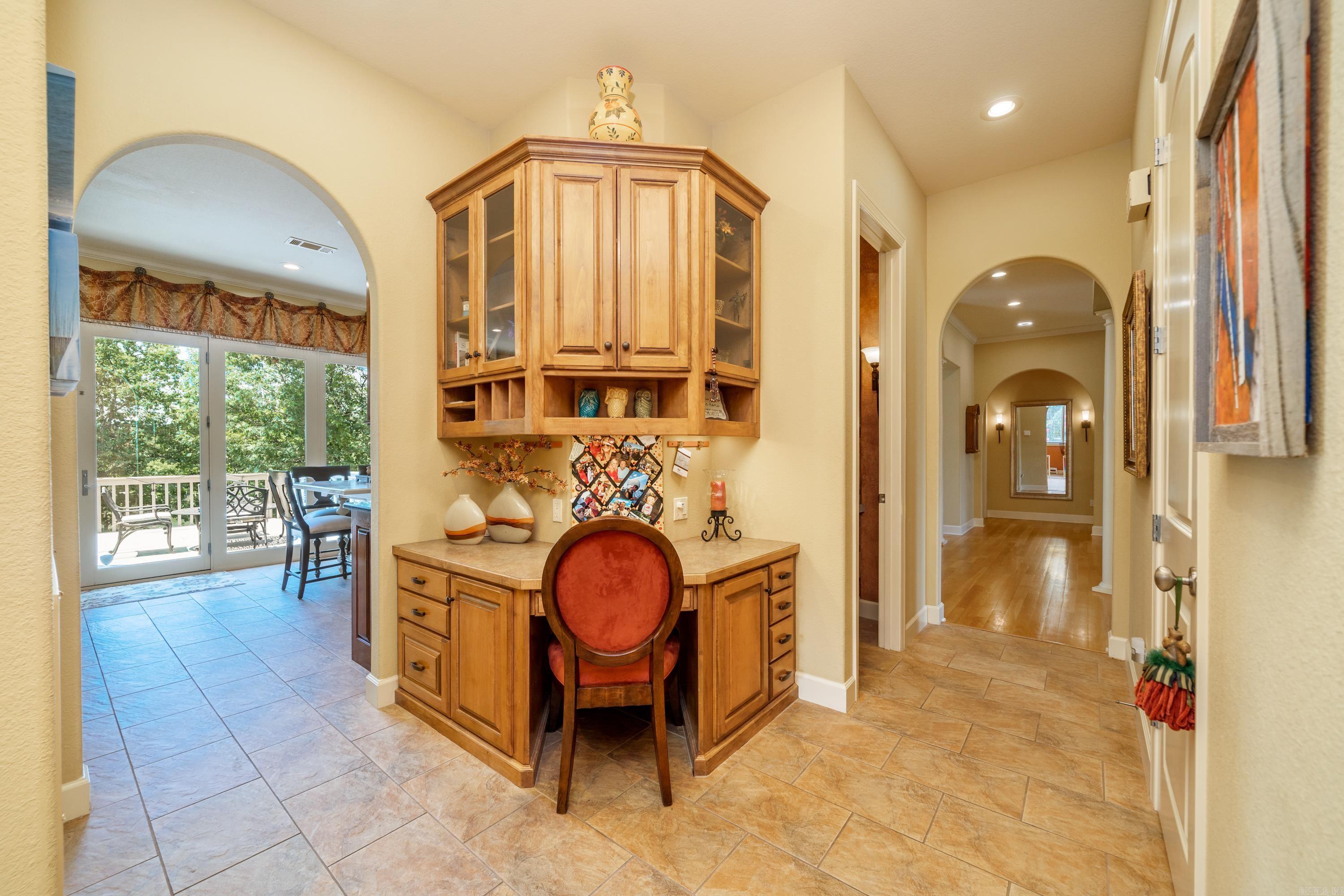 HUNTER HEIGHTS - Residential