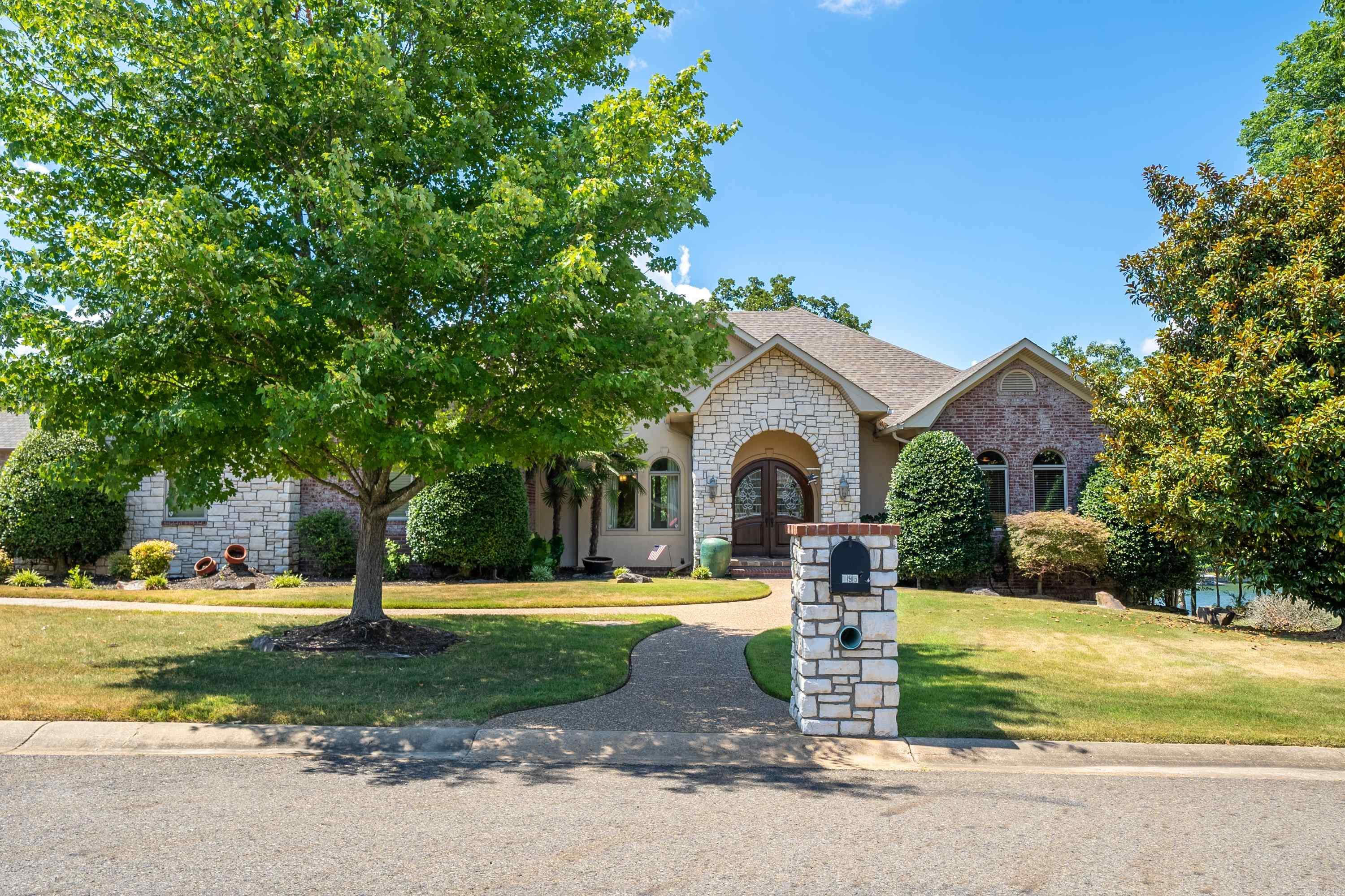 HUNTER HEIGHTS - Residential