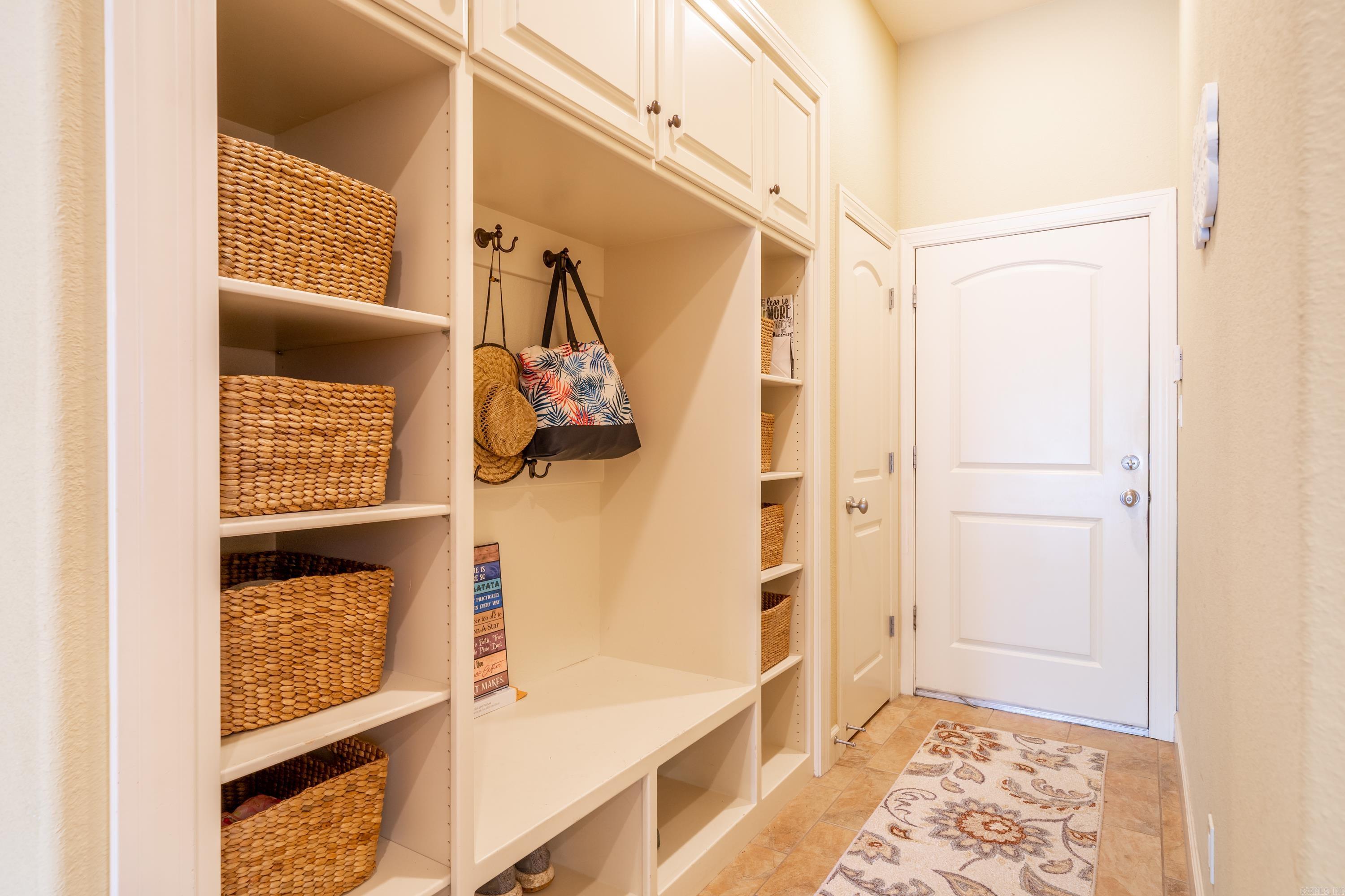 HUNTER HEIGHTS - Residential