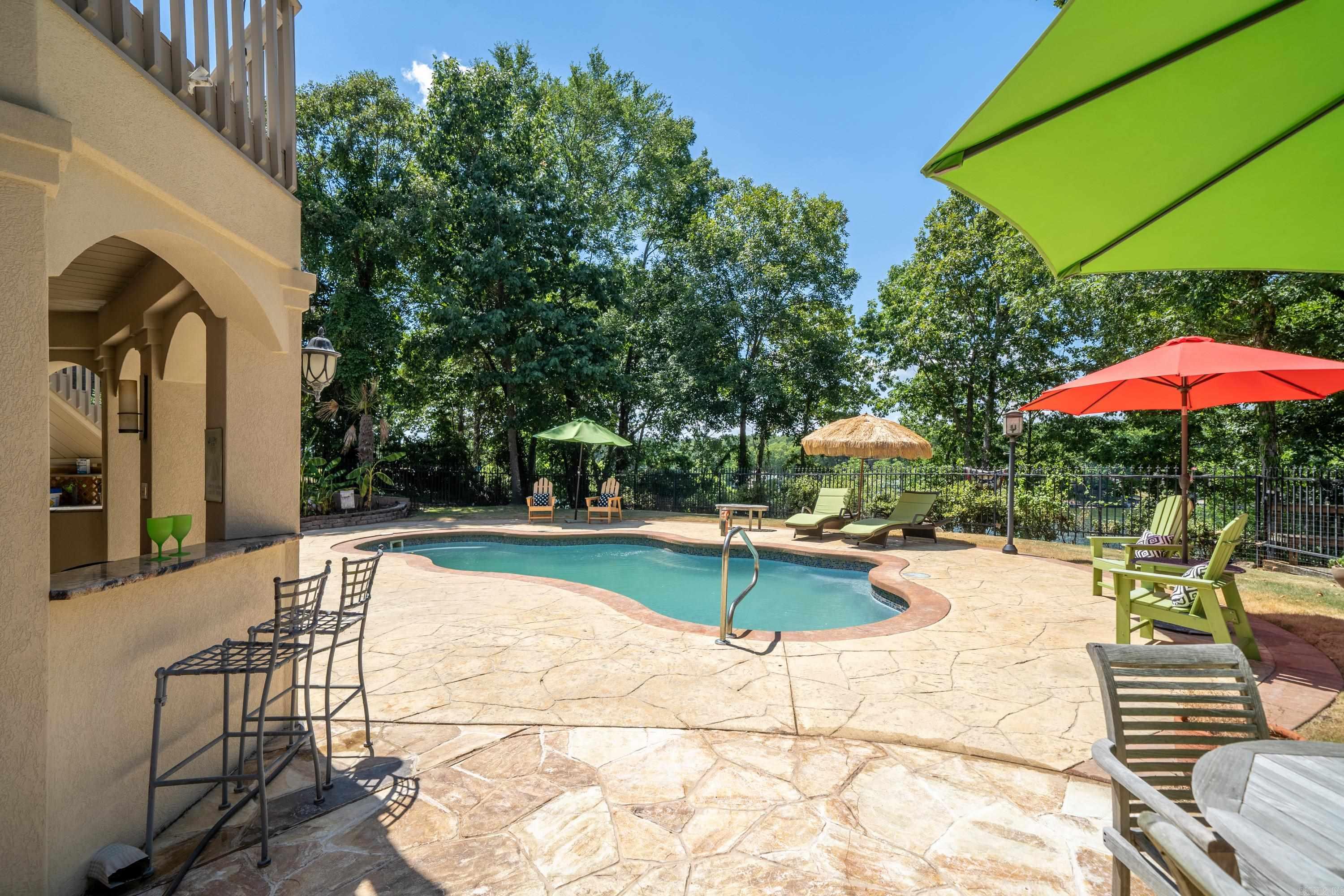 HUNTER HEIGHTS - Residential