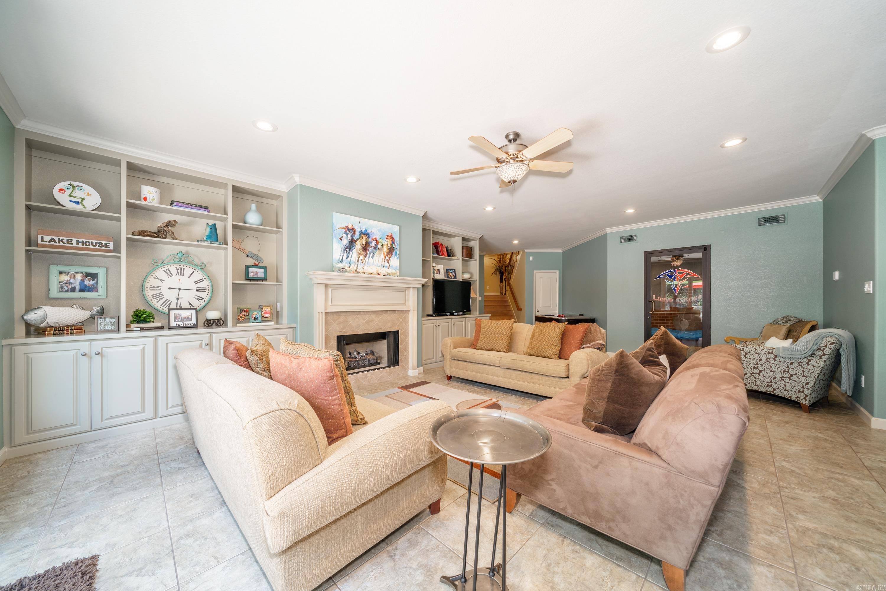 HUNTER HEIGHTS - Residential