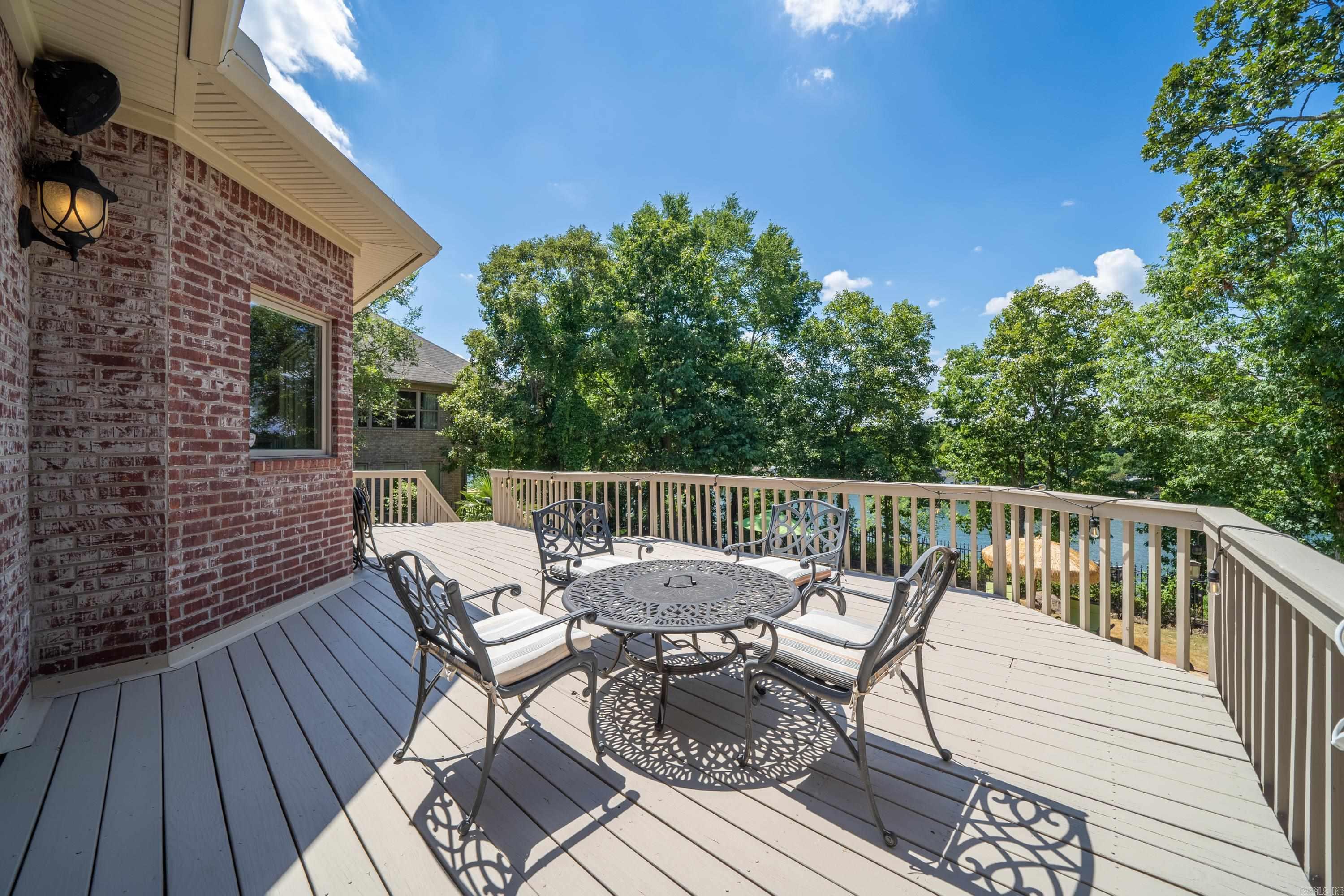 HUNTER HEIGHTS - Residential