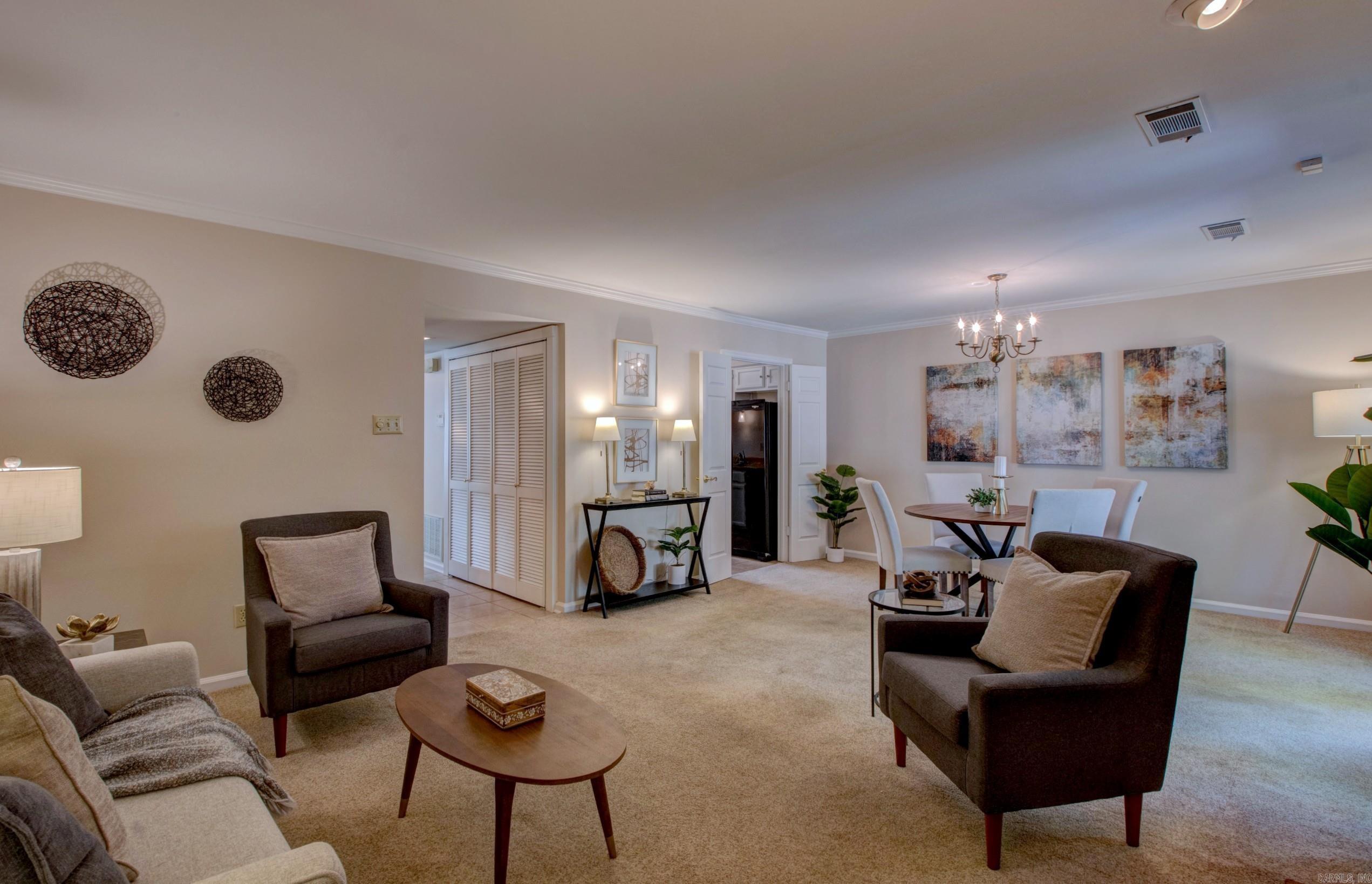 ANDOVER SQUARE - Residential