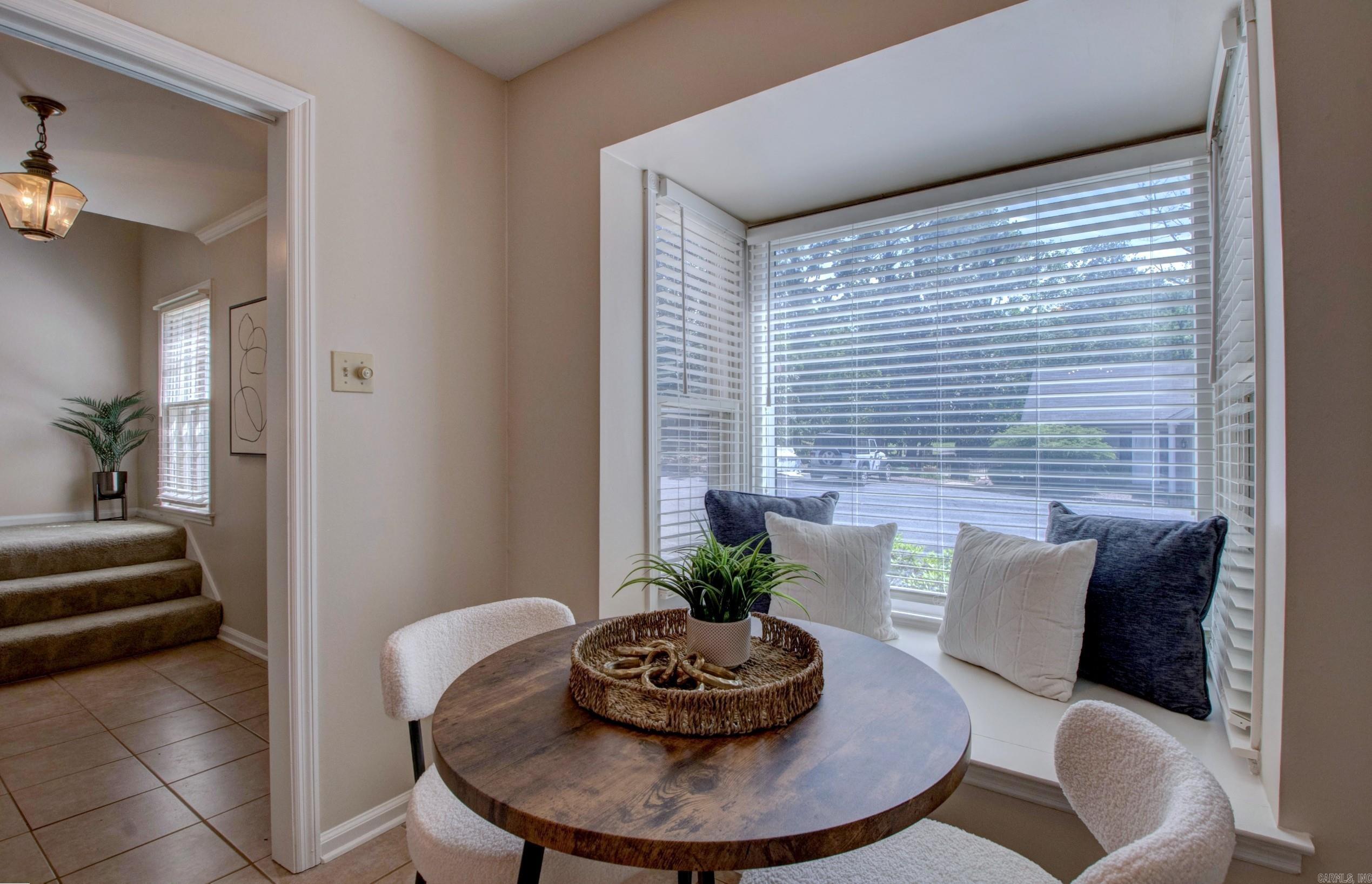 ANDOVER SQUARE - Residential