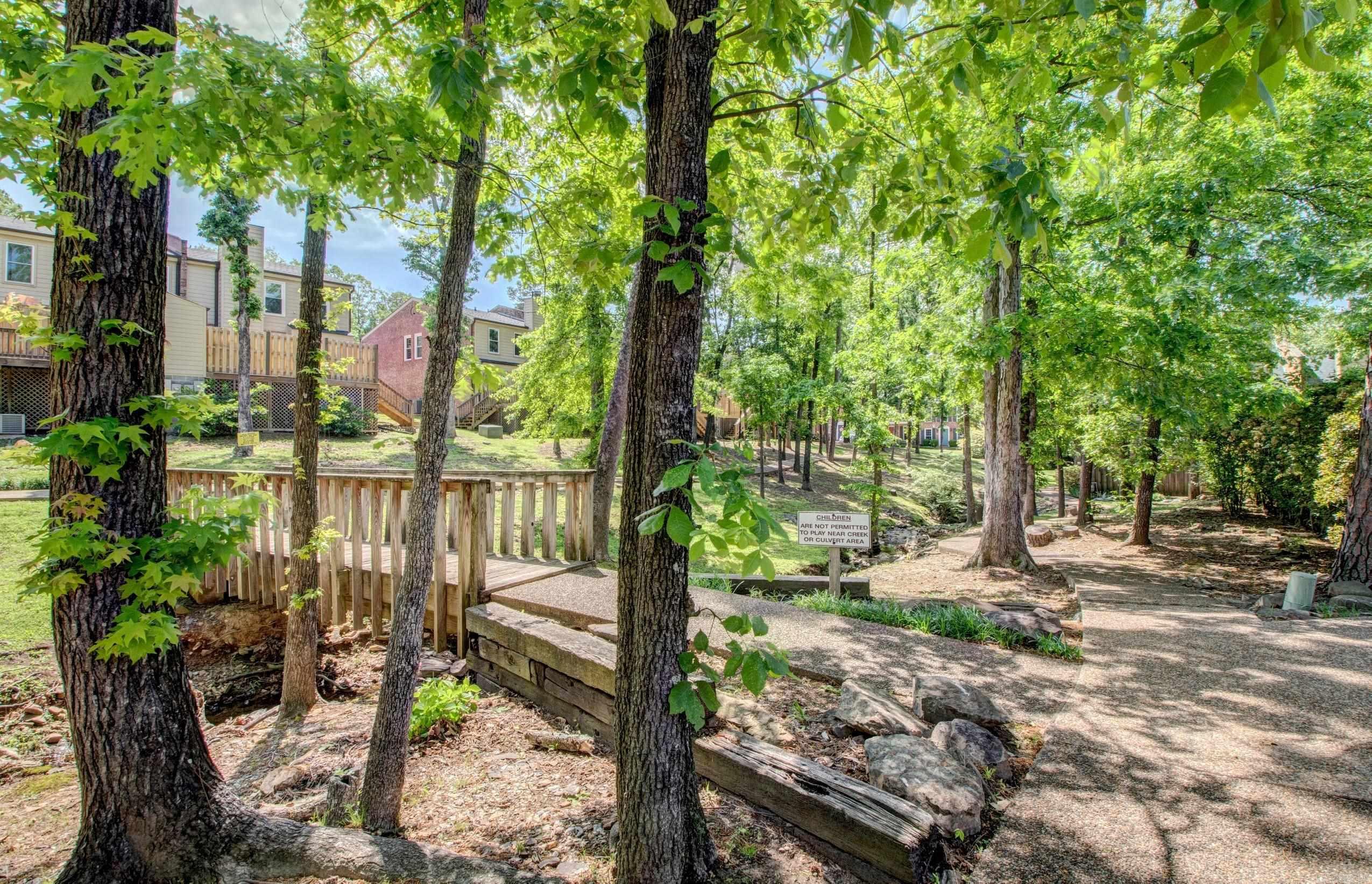 ANDOVER SQUARE - Residential