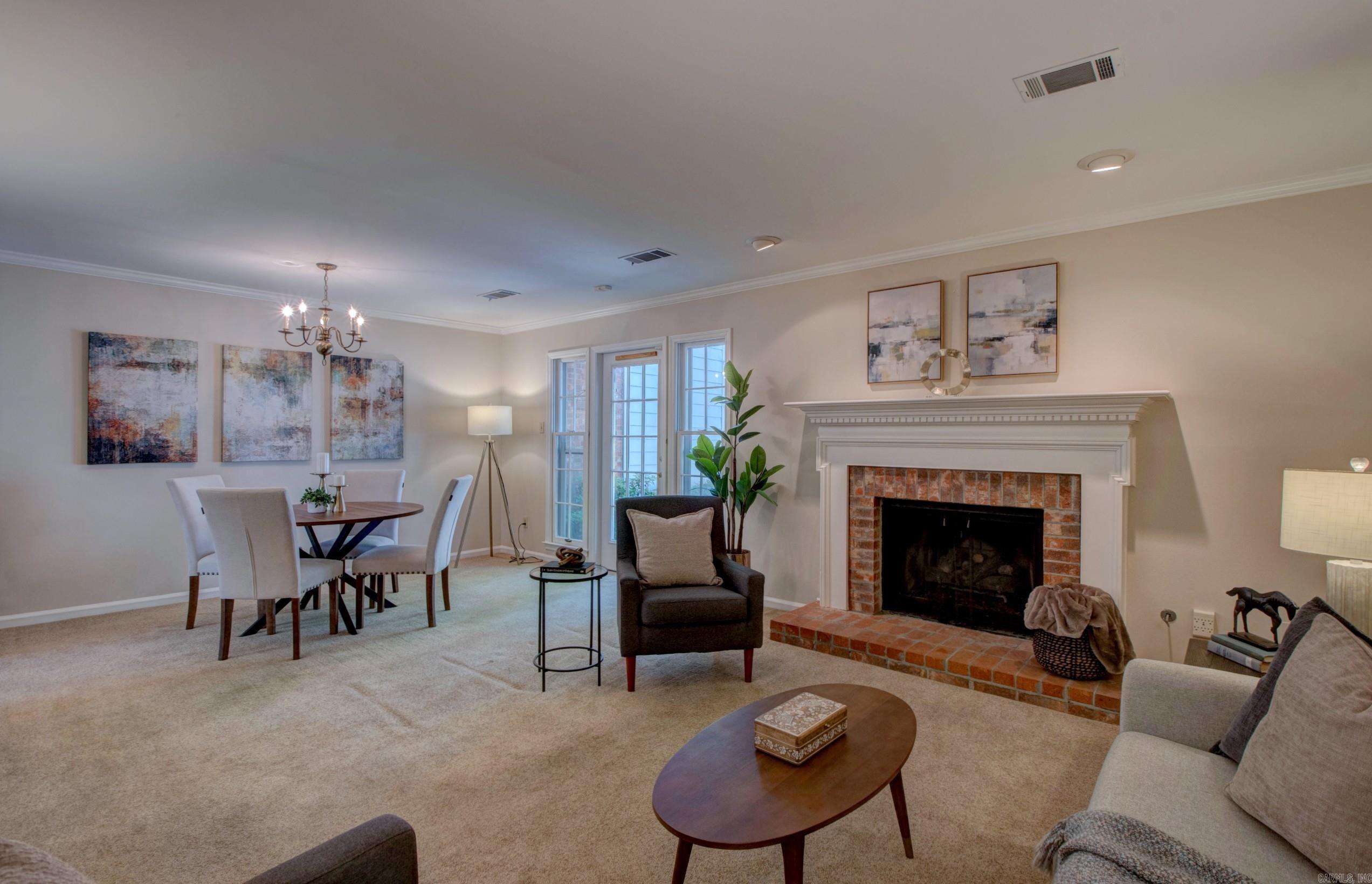 ANDOVER SQUARE - Residential