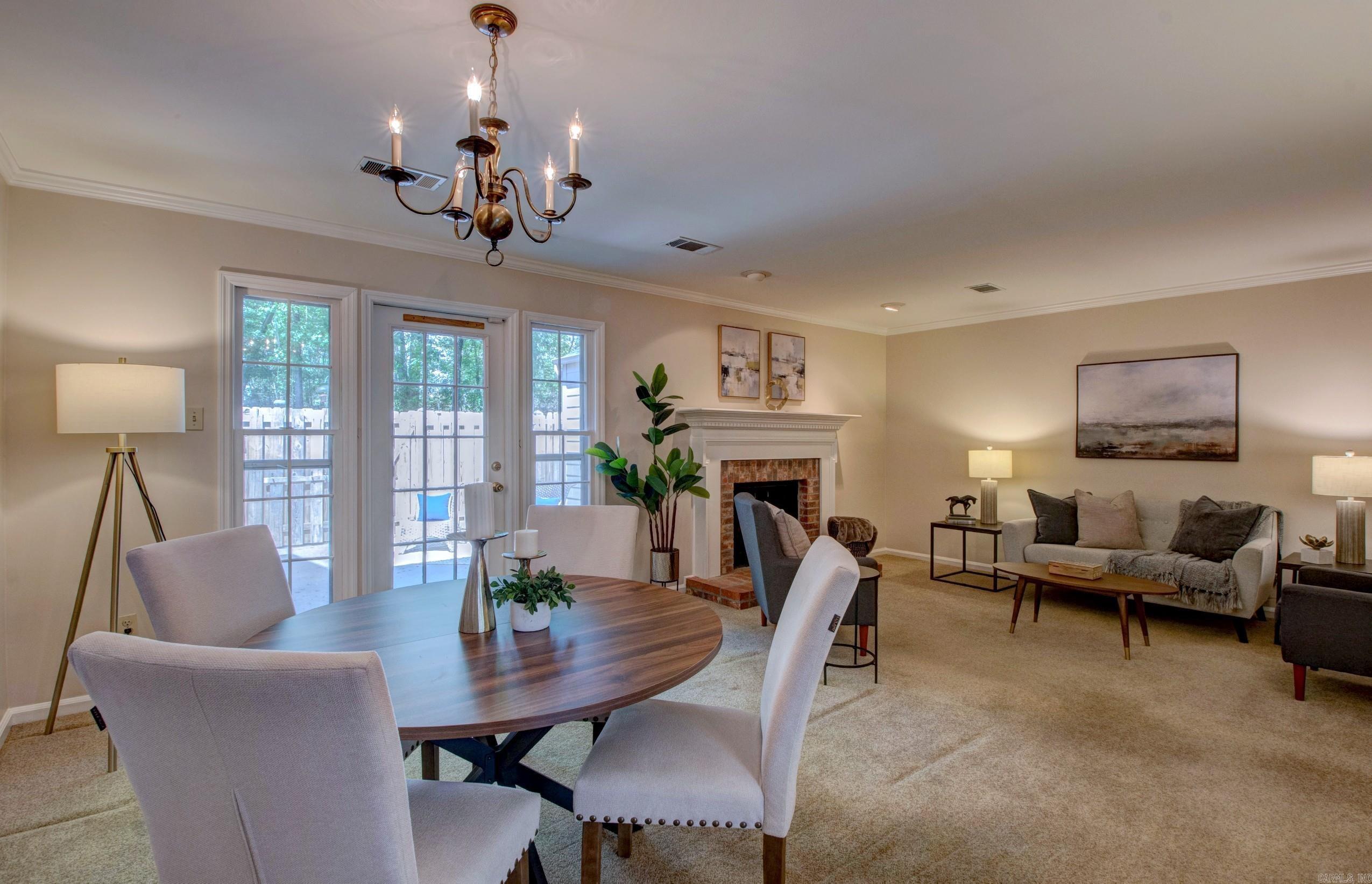 ANDOVER SQUARE - Residential