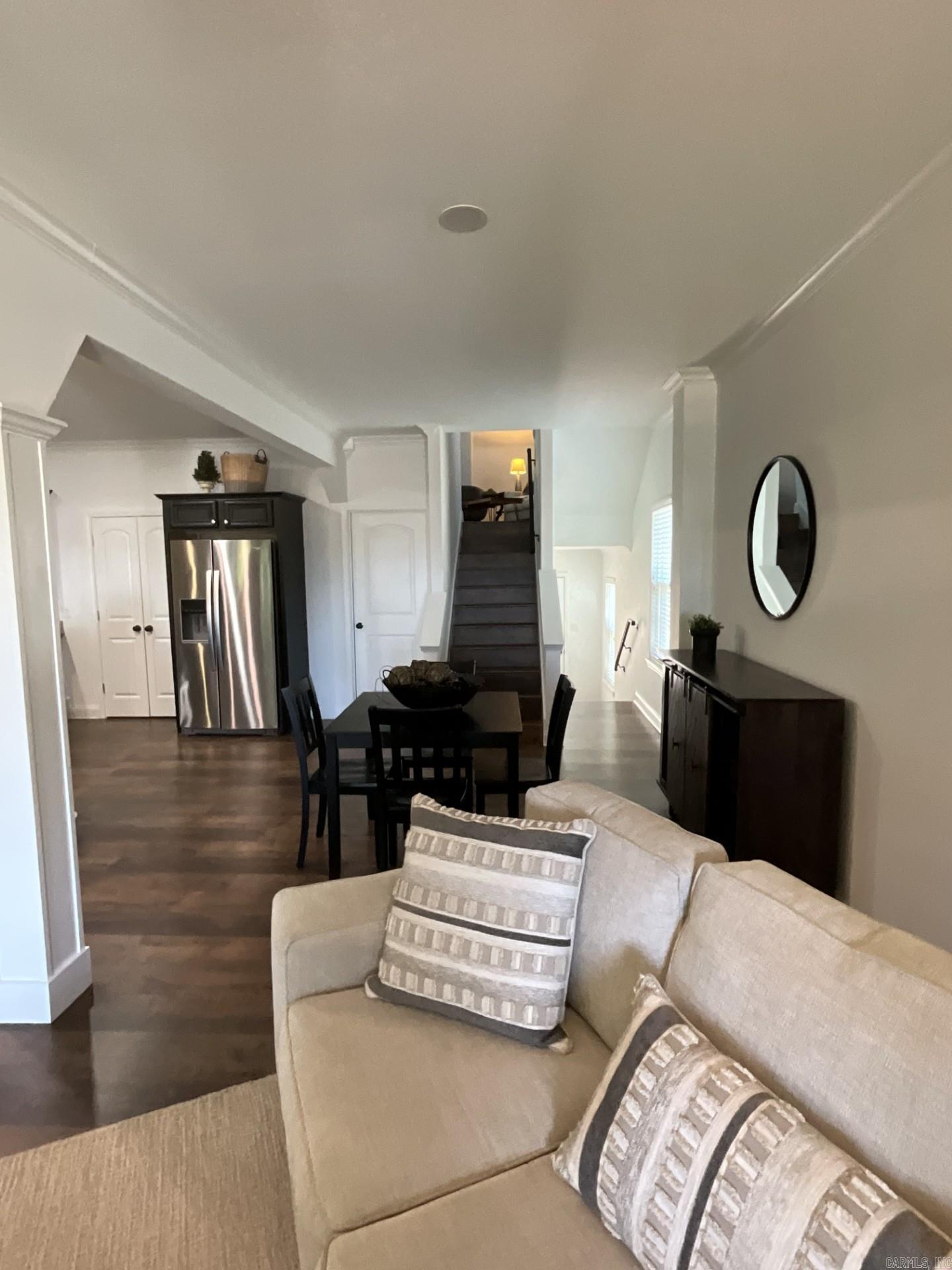 BAYSHORE TOWNHOMES - Residential