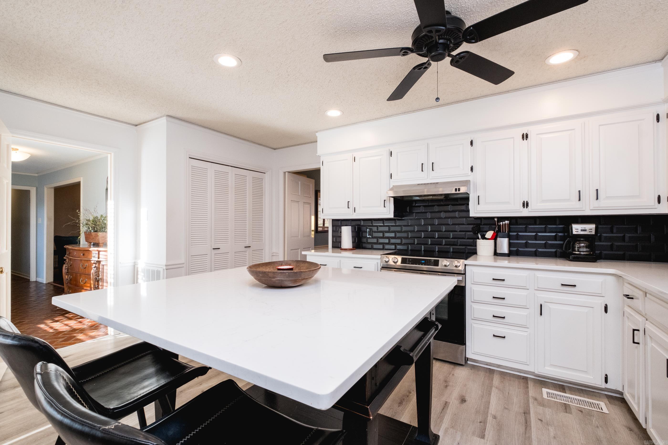 ST CHARLES ADDN - Residential