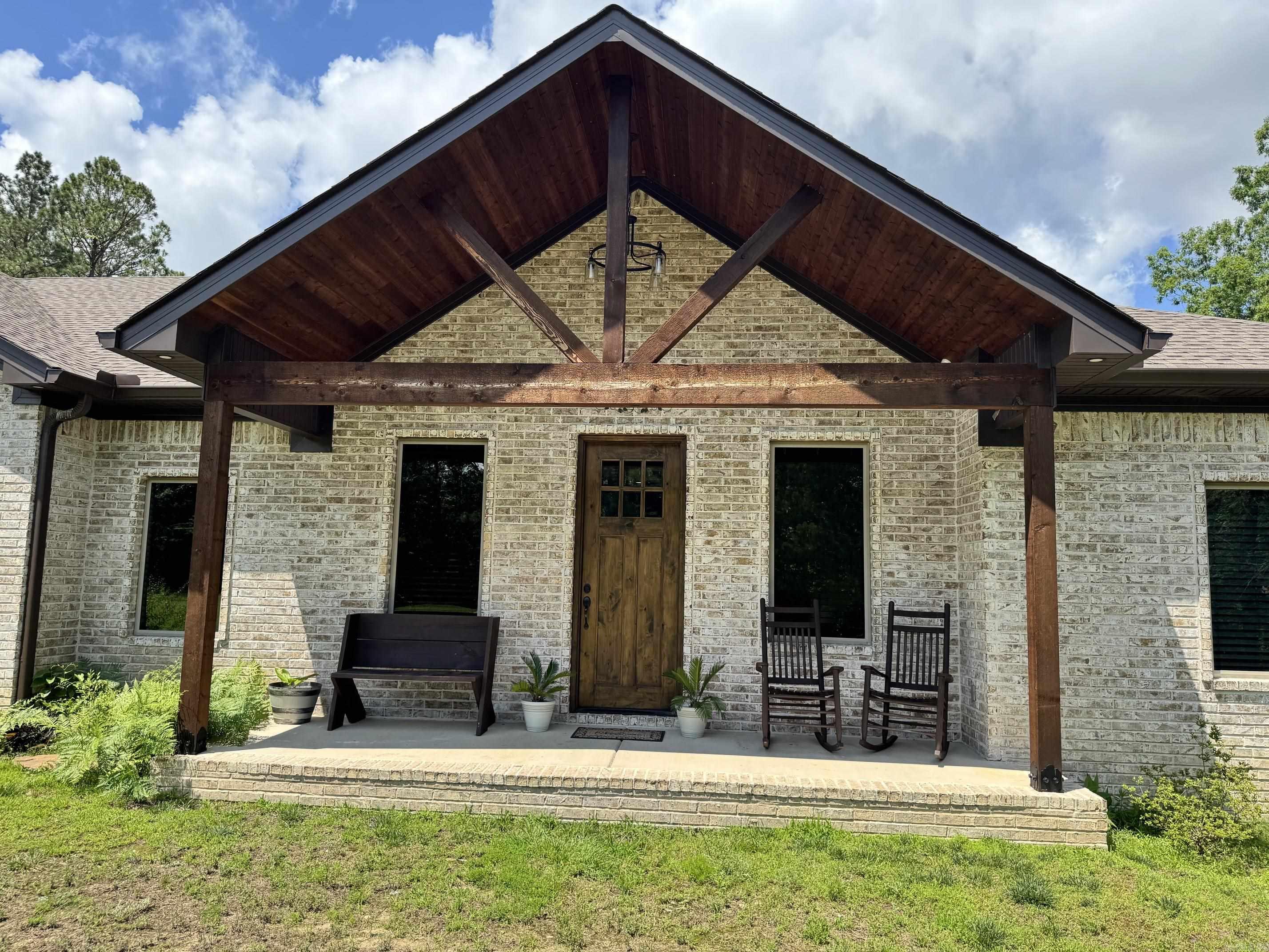 OKLAHOMA INN ESTATES - Residential