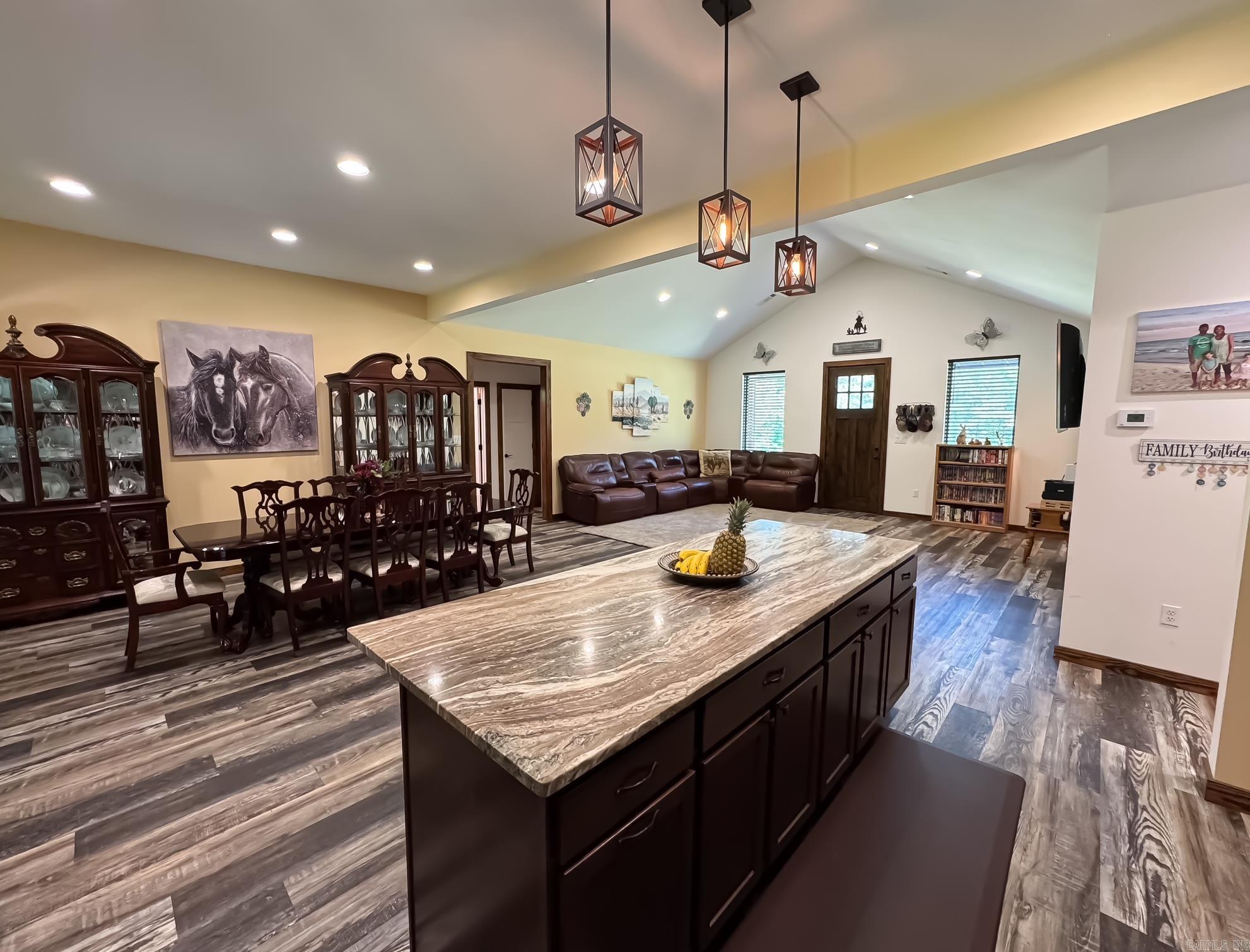 OKLAHOMA INN ESTATES - Residential