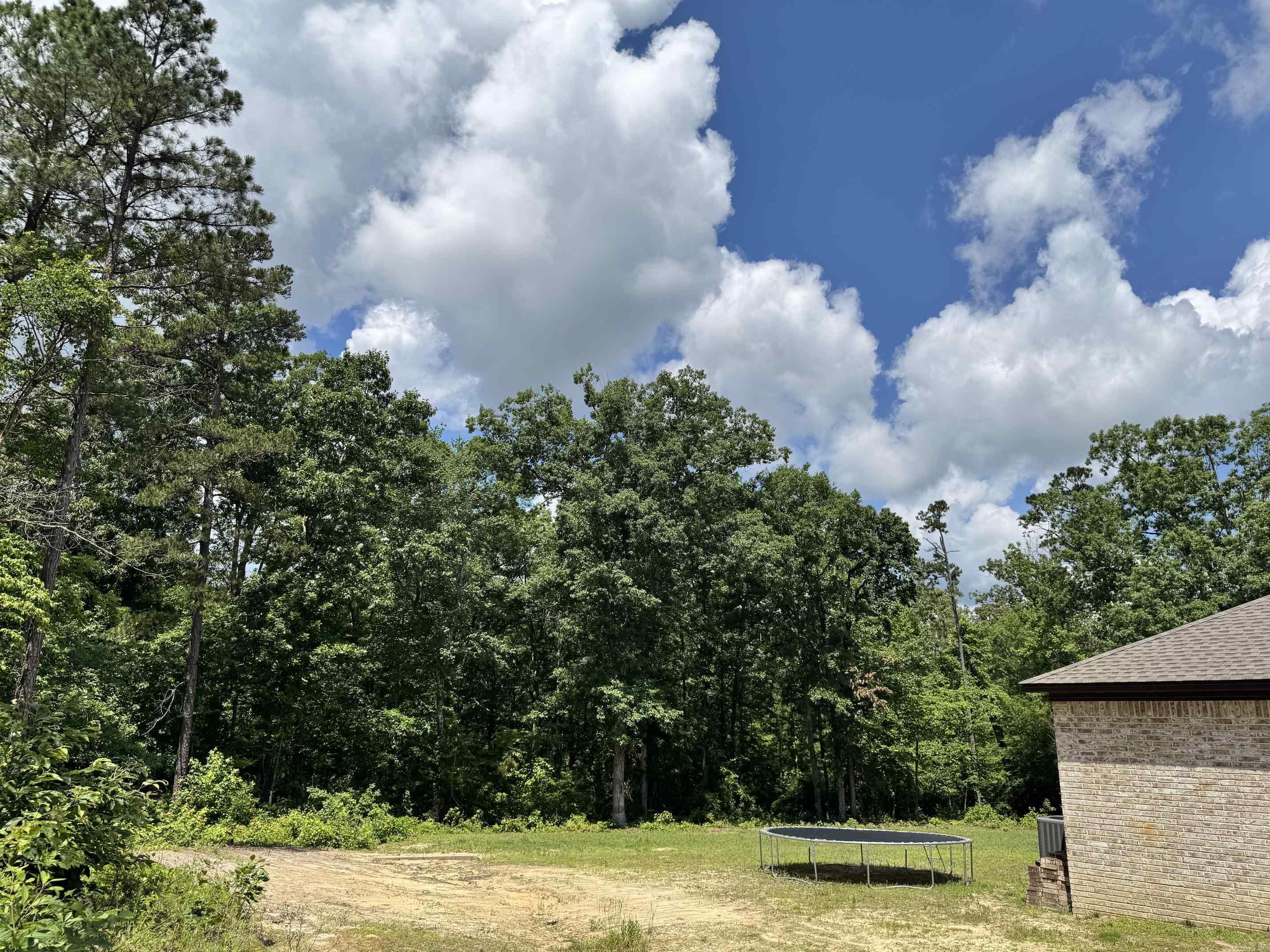 OKLAHOMA INN ESTATES - Residential