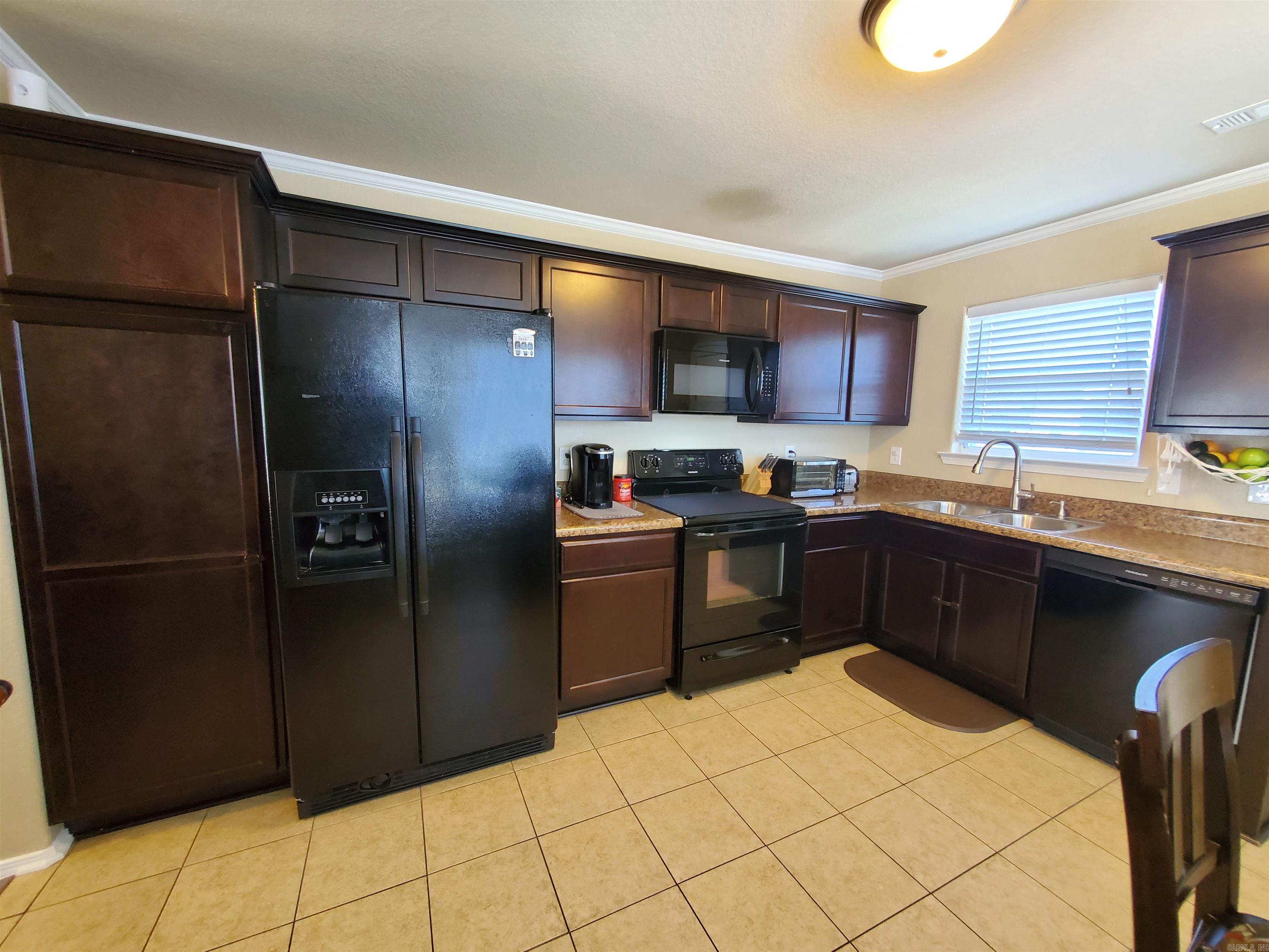 GREENWOOD ACRES - Residential