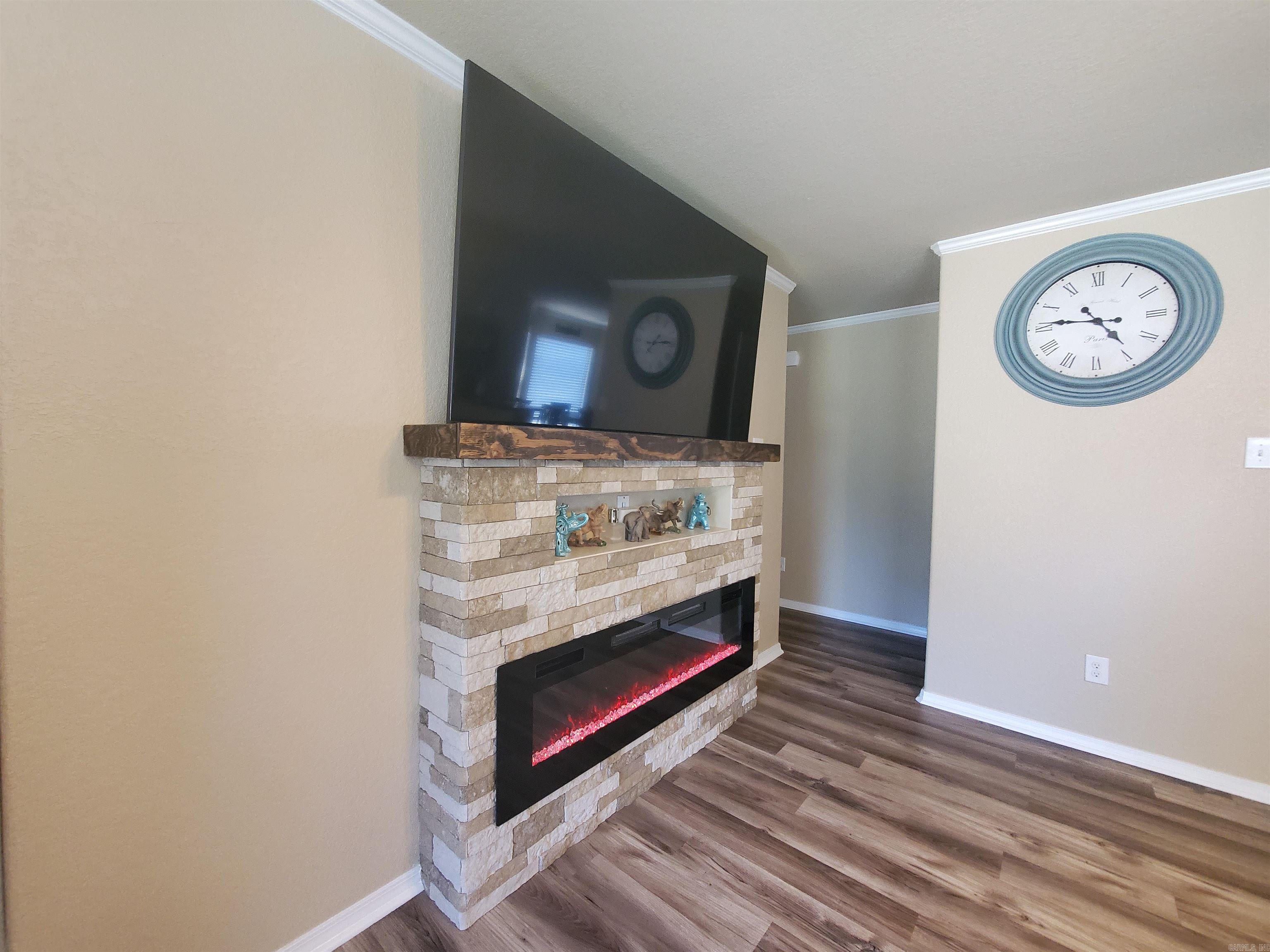 GREENWOOD ACRES - Residential