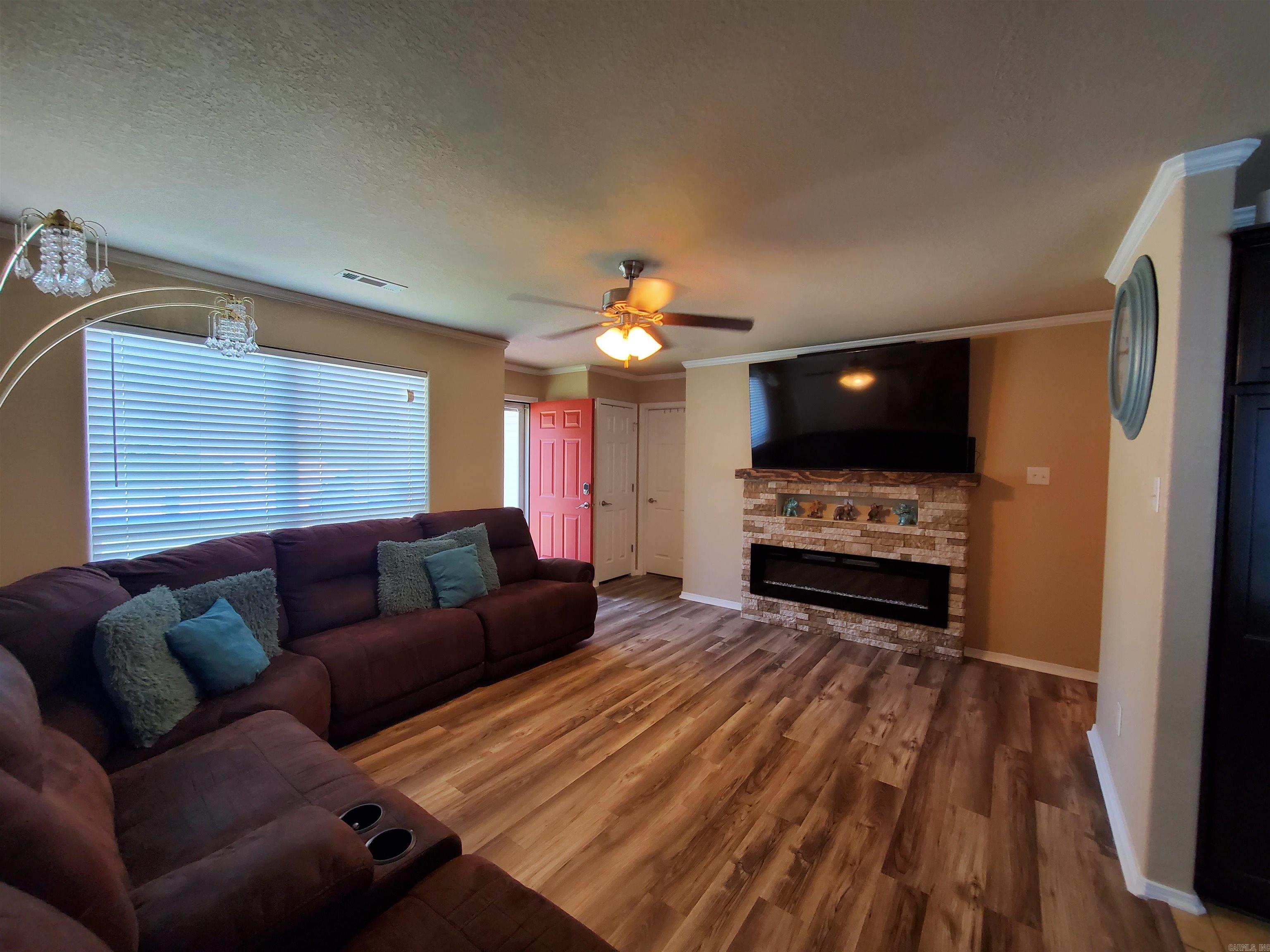 GREENWOOD ACRES - Residential