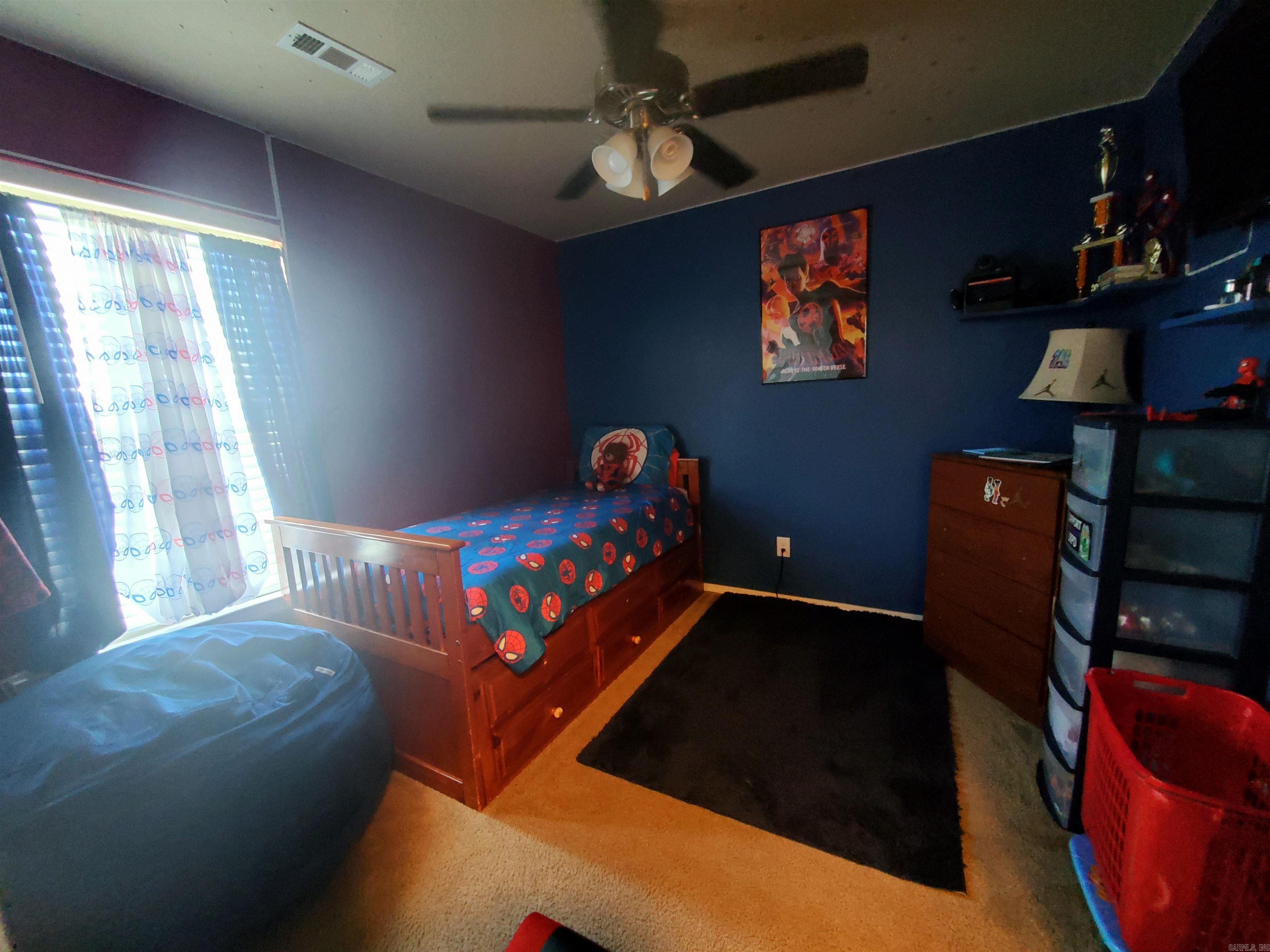 GREENWOOD ACRES - Residential