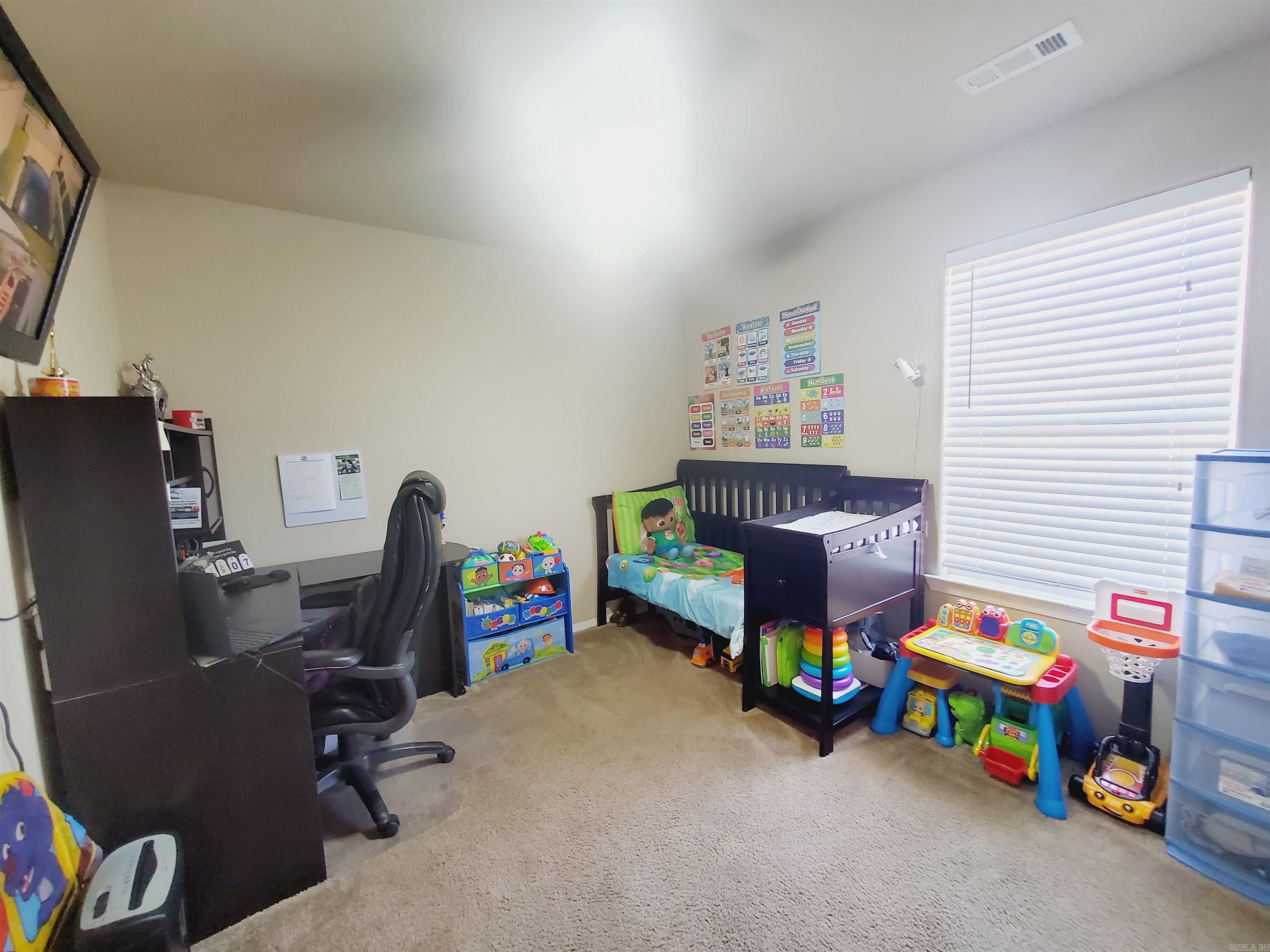 GREENWOOD ACRES - Residential