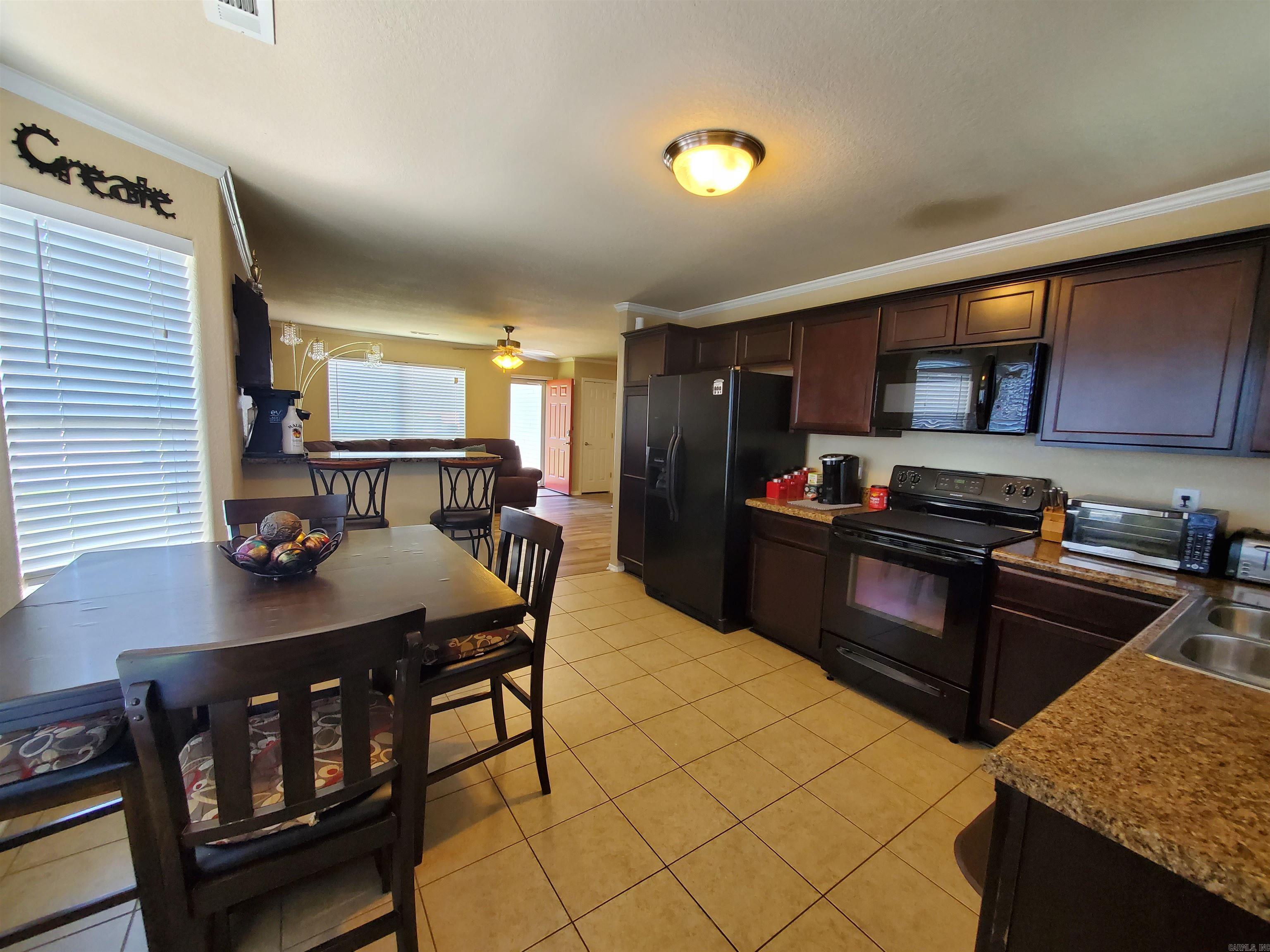 GREENWOOD ACRES - Residential