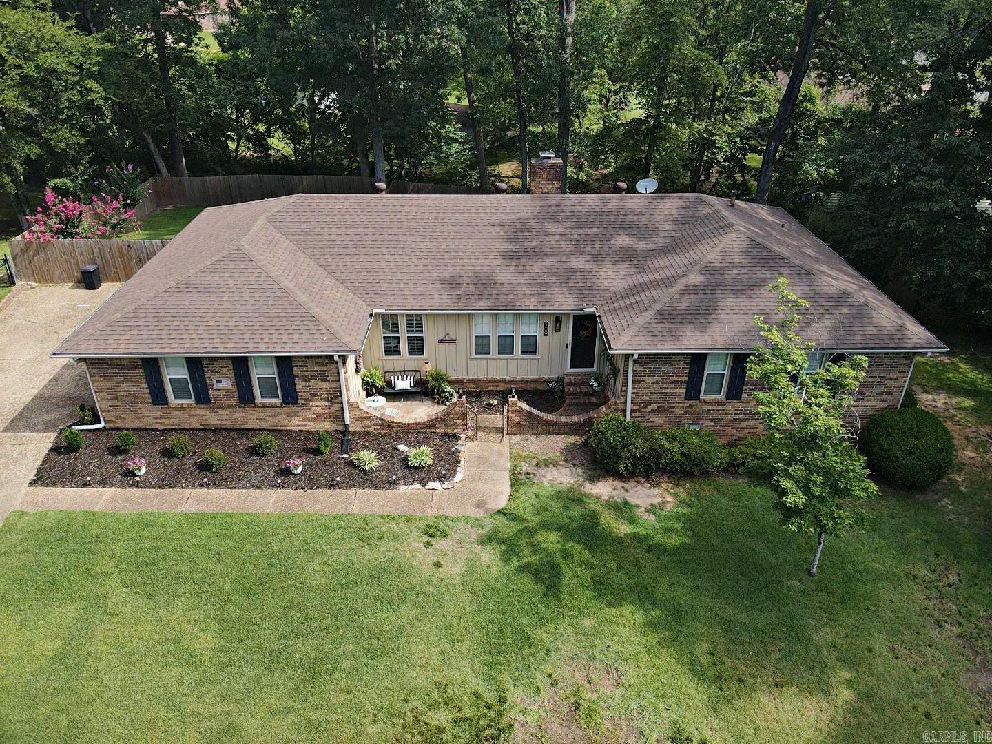 Come See this Fabulous Home with New AC in March 2025, Roof in 2021, New paint throughout, light fixtures and ceiling fans, custom pantry, vent over cook top, carpet in bedrooms, luxury vinyl plank in pantry, laundry, and front living area, retiled master shower, toilets, privacy fence and custom shelving in master closet. 3 Bedrooms and 2 full bathrooms. 2 Living spaces and a fantastic backyard. Wow!!!!!!