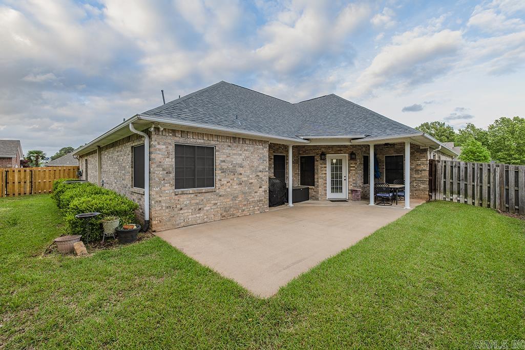 TALL OAKS SUBD. - Residential