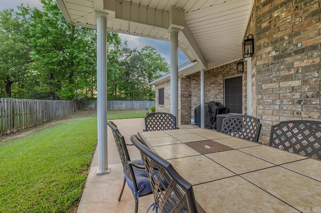 TALL OAKS SUBD. - Residential