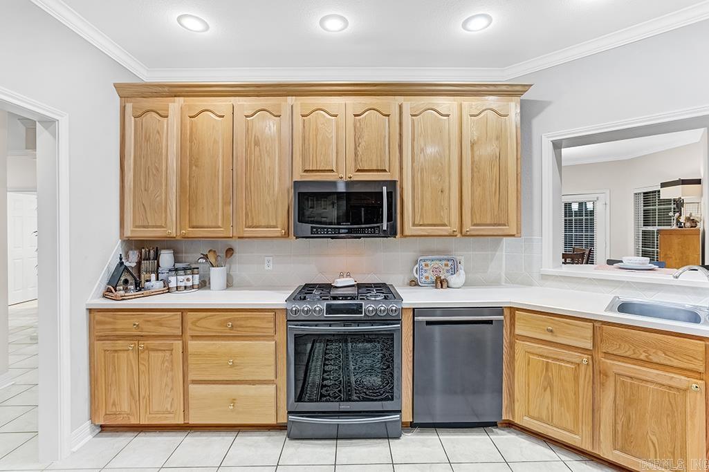 TALL OAKS SUBD. - Residential